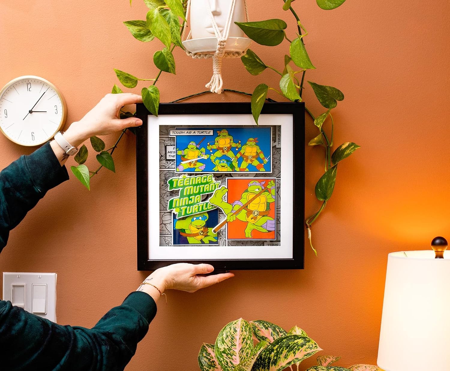 Silver Buffalo Teenage Mutant Ninja Turtles Buffalo Tough as A Turtle Shadow Box, Silver