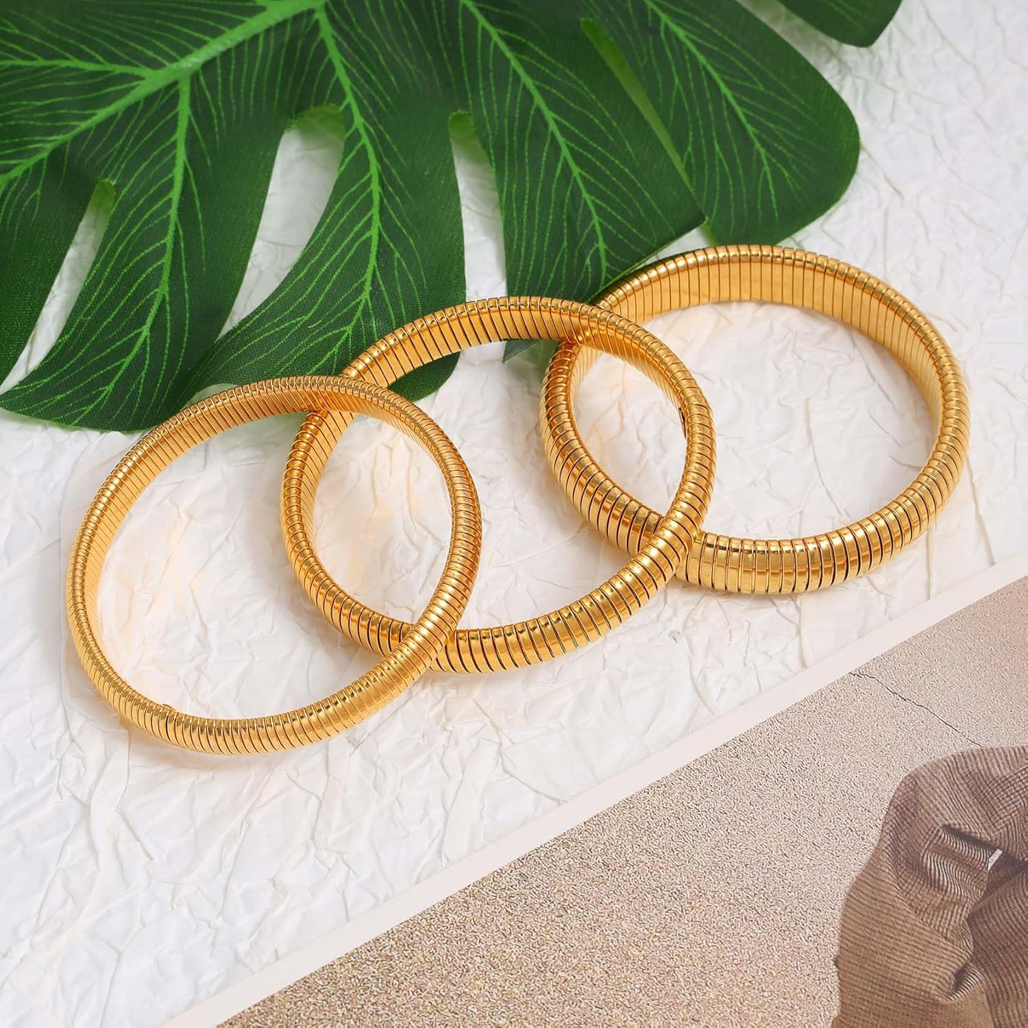 MILAKOO チャンキーバングル イレギュラーミニマリストレディースブレスレット トレンディなヒンジ付き 幅広で太い手首カフ