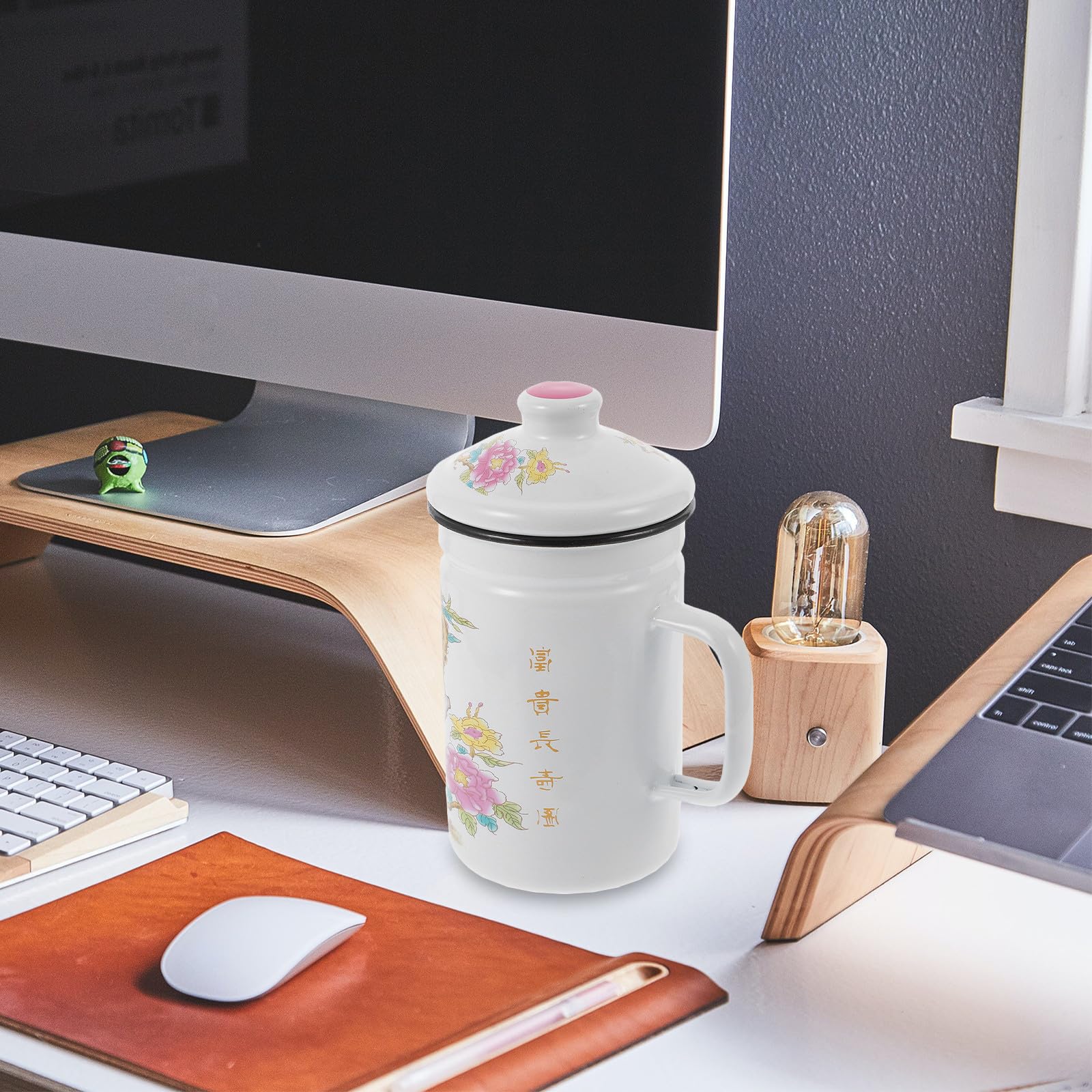 Taza de Esmalte y Mango Ergonómico Capacidad 0.6 L con Infusor de Té Diseño Resistente al Calor para Oficina y Hogar