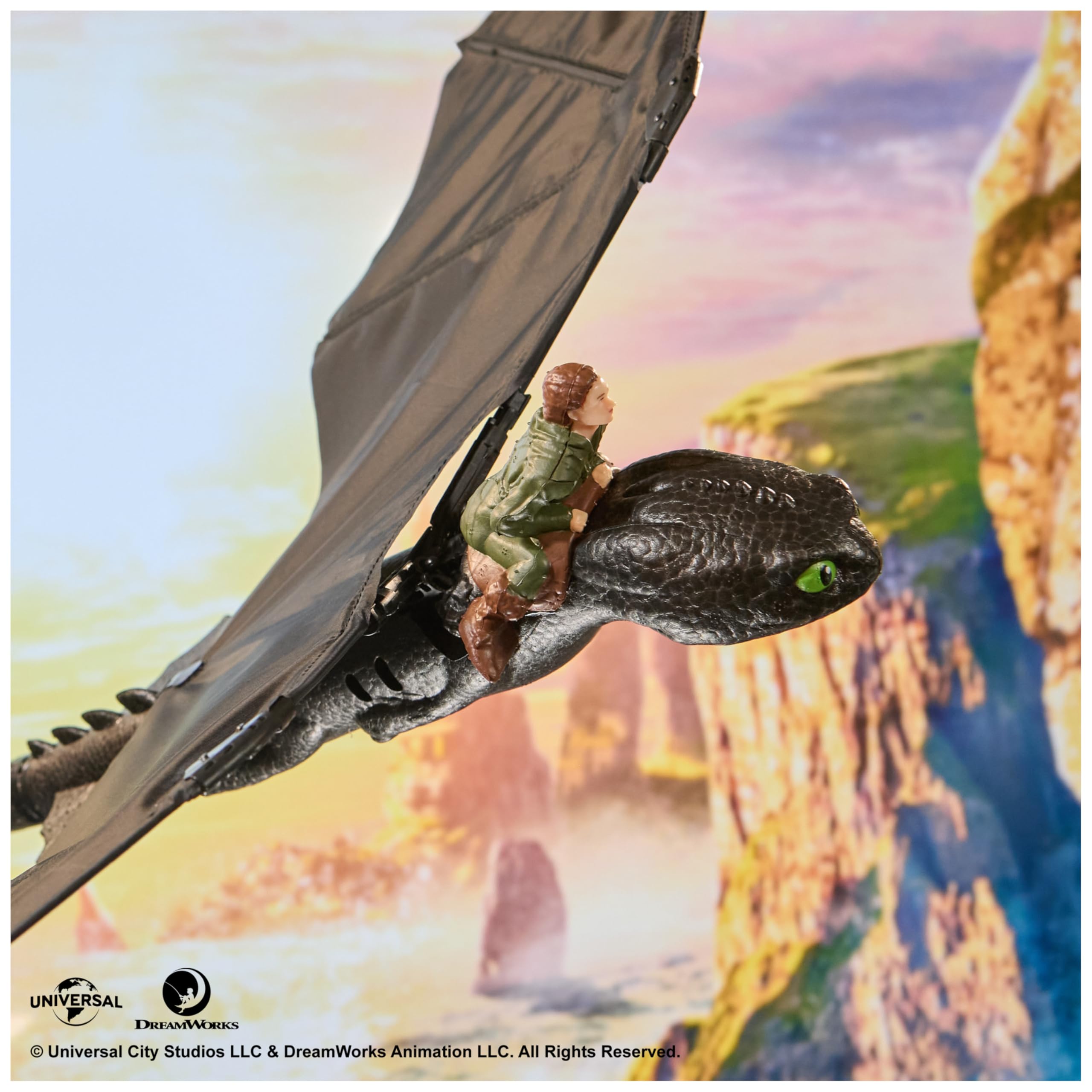 Dreamworks How to Train your Dragon, Remote Control, Fliegender Drache Ohnezahn mit Fernbedienung, Spielzeug für Kinder ab 4 Jahren