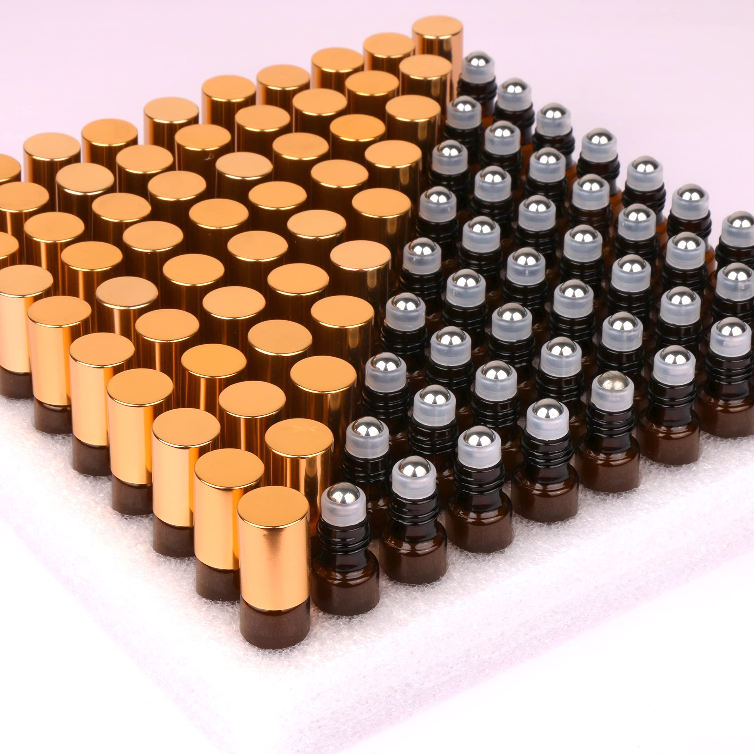 MaxMau Rollerflaschen für ätherische Öle, 100 Stück, 5 ml, nachfüllbar, bernsteinfarbene Glasflasche, Metall, Roll-On-Ball, goldener Kappe