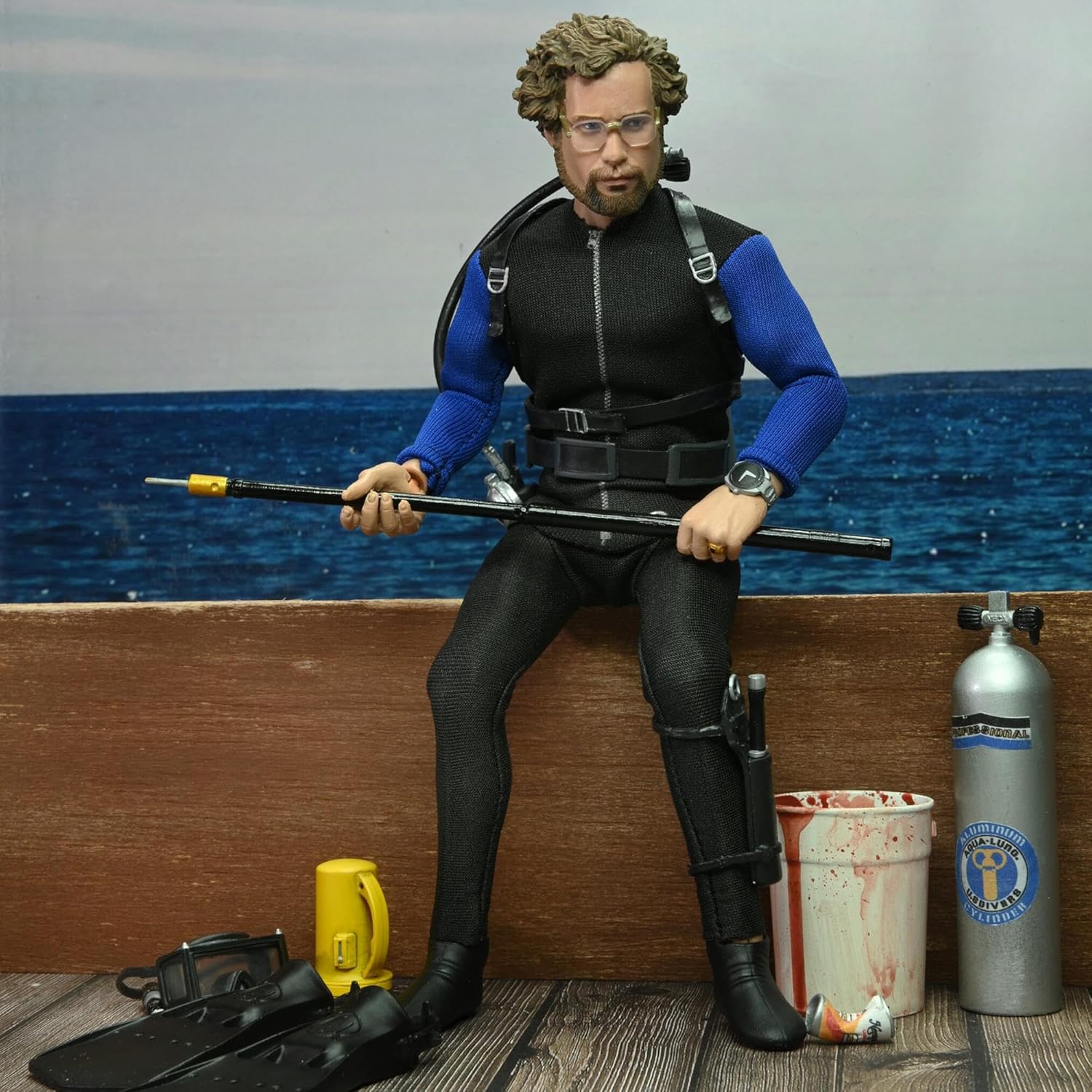NECA Jaws Shark CAGE Hooper 8IN Clothed Action Figure