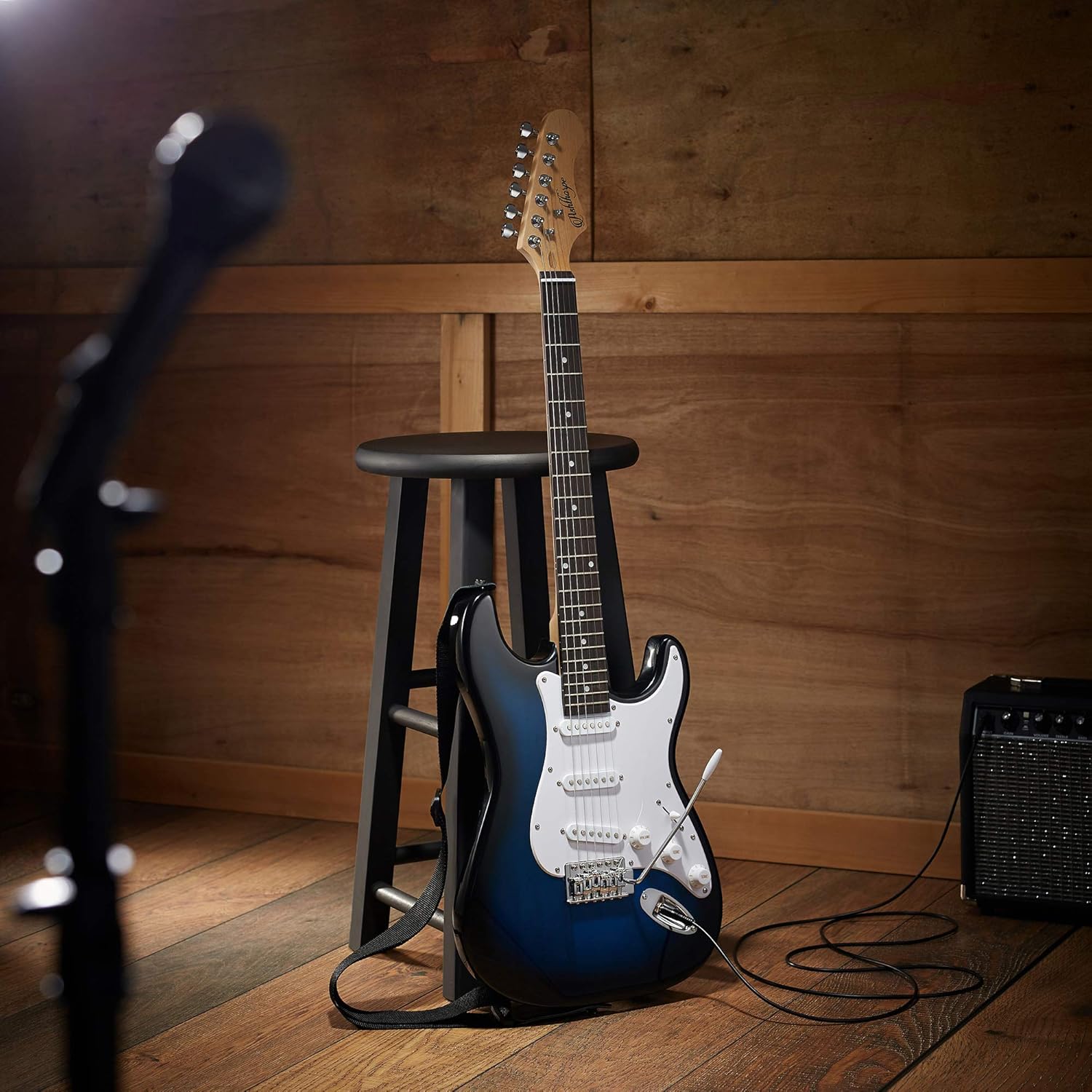 Ashthorpe 39-Inch Electric Guitar (Blue-White), Full-Size Guitar Kit with Padded Gig Bag, Tremolo Bar, Strap, Strings, Cable, Cloth, Picks