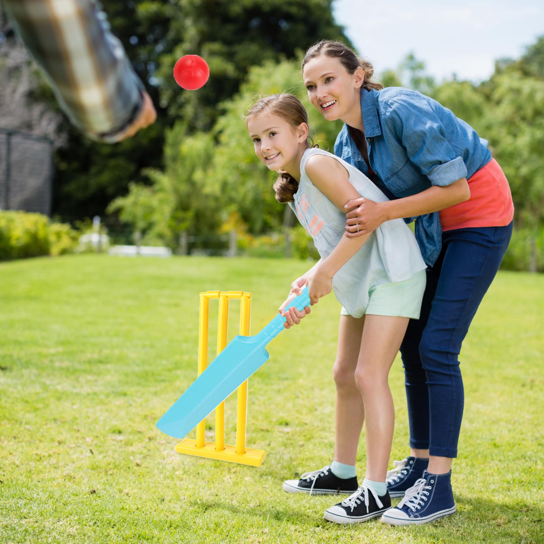 Kinder-Cricket-Set|Cricket-Set für Kinder, PP, BPA-frei, Schläger, Eltern-Kind-Spiel mit Stümpfen und 2 Bällen, Kit für Garten, Strand, Heimspiel, zufällige Farbe