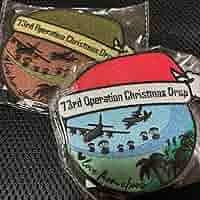 最終出品 米空軍 横田基地 航空自衛隊 クリスマスドロップ パッチ  Amazon.co.jp: レア航空自衛隊 クリスマスドロップ パッチ 刺繍