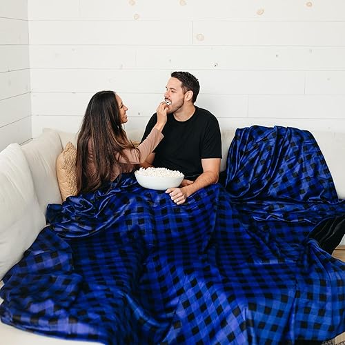 Vista 15 de Big Blanket Co Original Stretch Ballerina 6' x 6' Extra Large Oversized Throw Blanket Soft, Stretchy, Machine Washable Giant Blanket Fits