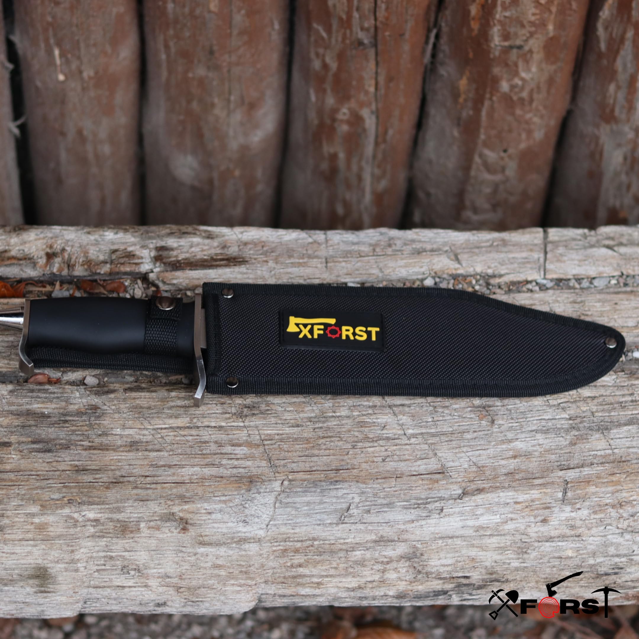 Xforst Rambo Machete - Hochwertiges Outdoor Survival Messer 38 cm Gesamtlänge, Kunststoffgriff und Aufbewahrungsscheide aus Oxford-Stoff