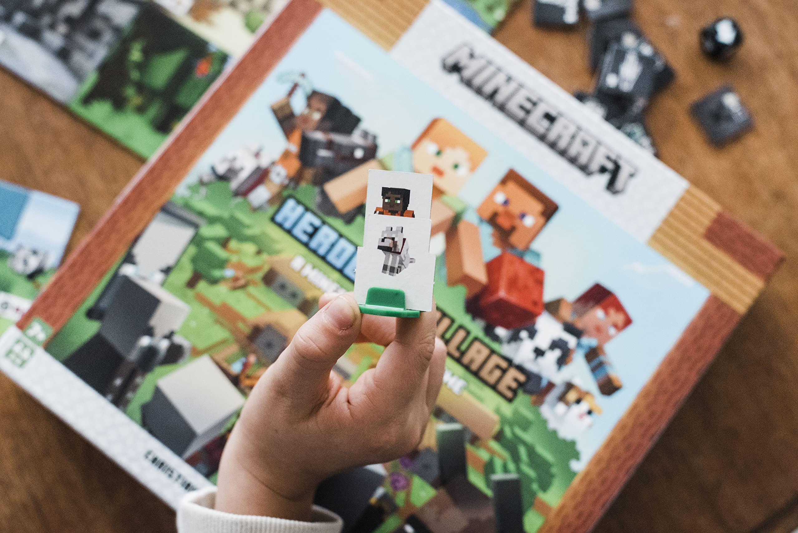 Ravensburger, Juego de mesa Minecraft para niños - Salva el pueblo