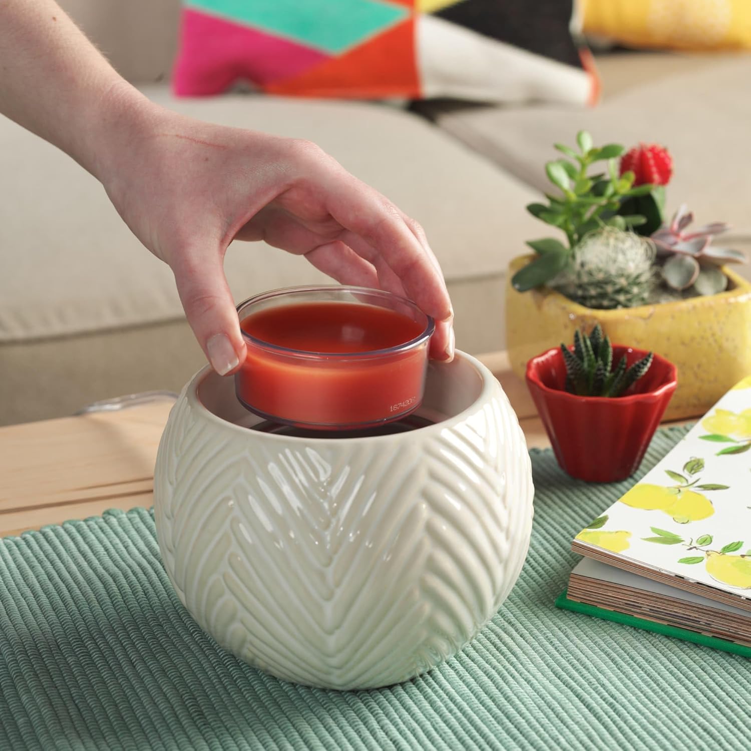 Yankee Candle Vanilla Mia Scenterpiece® Wax Warmer