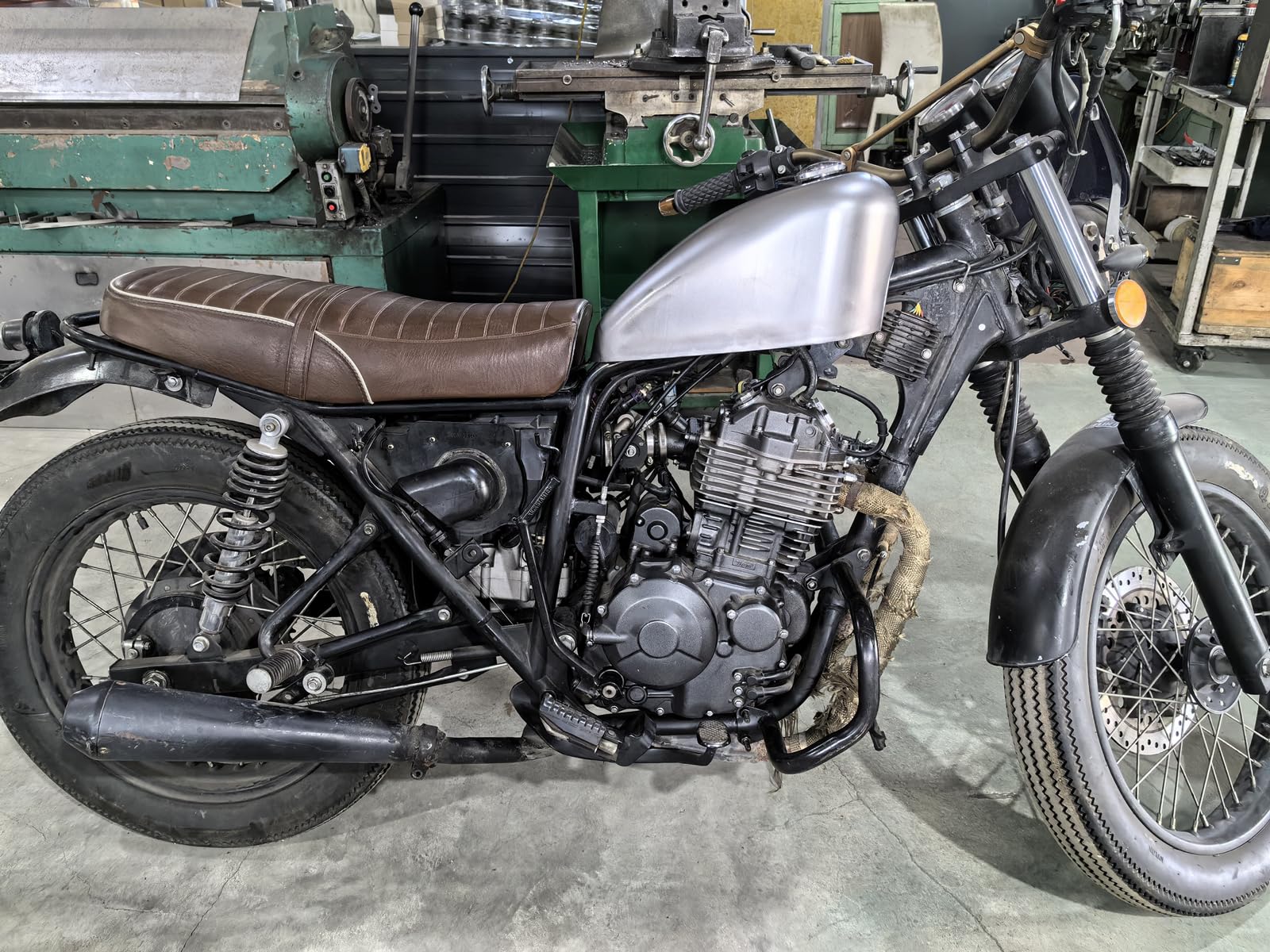 cb400ss バイク タンク 並行輸入品】 10L バイク ガソリン タンク ホンダ CB400SS 2001