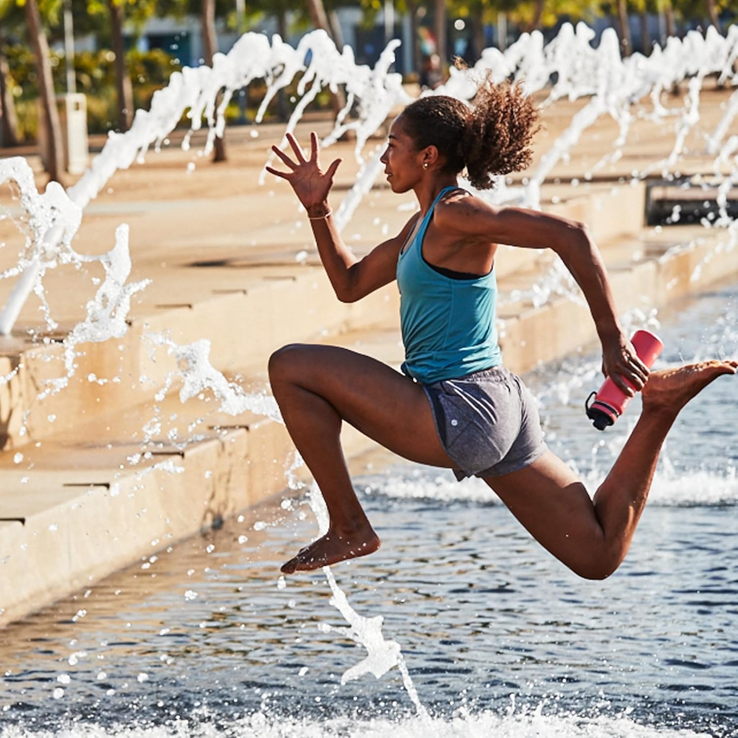 Takeya Originals 24 oz Vacuum Insulated Stainless Steel Water Bottle - Leakproof & BPA-Free Spout Lid - Keeps Drinks Cold 24 Hrs/Hot 12 Hrs - Double-Wall Design - Ideal for Active Lifestyles, Graphite - Image 5