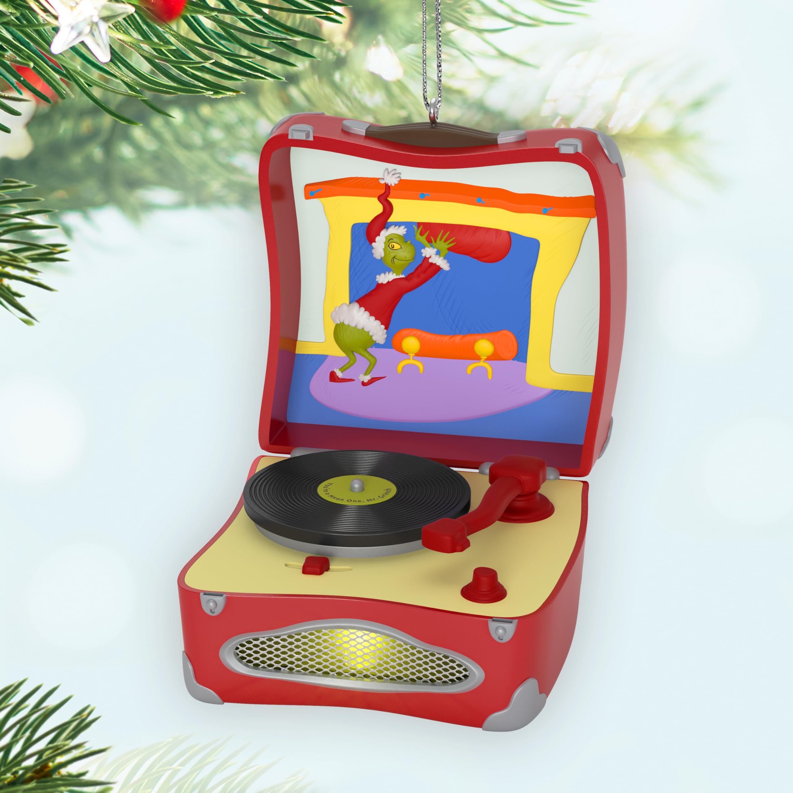 Hallmarkクリスマスオーナメント Amazon.com: Hallmark Keepsake Christmas Ornament, Dr. Seuss's How