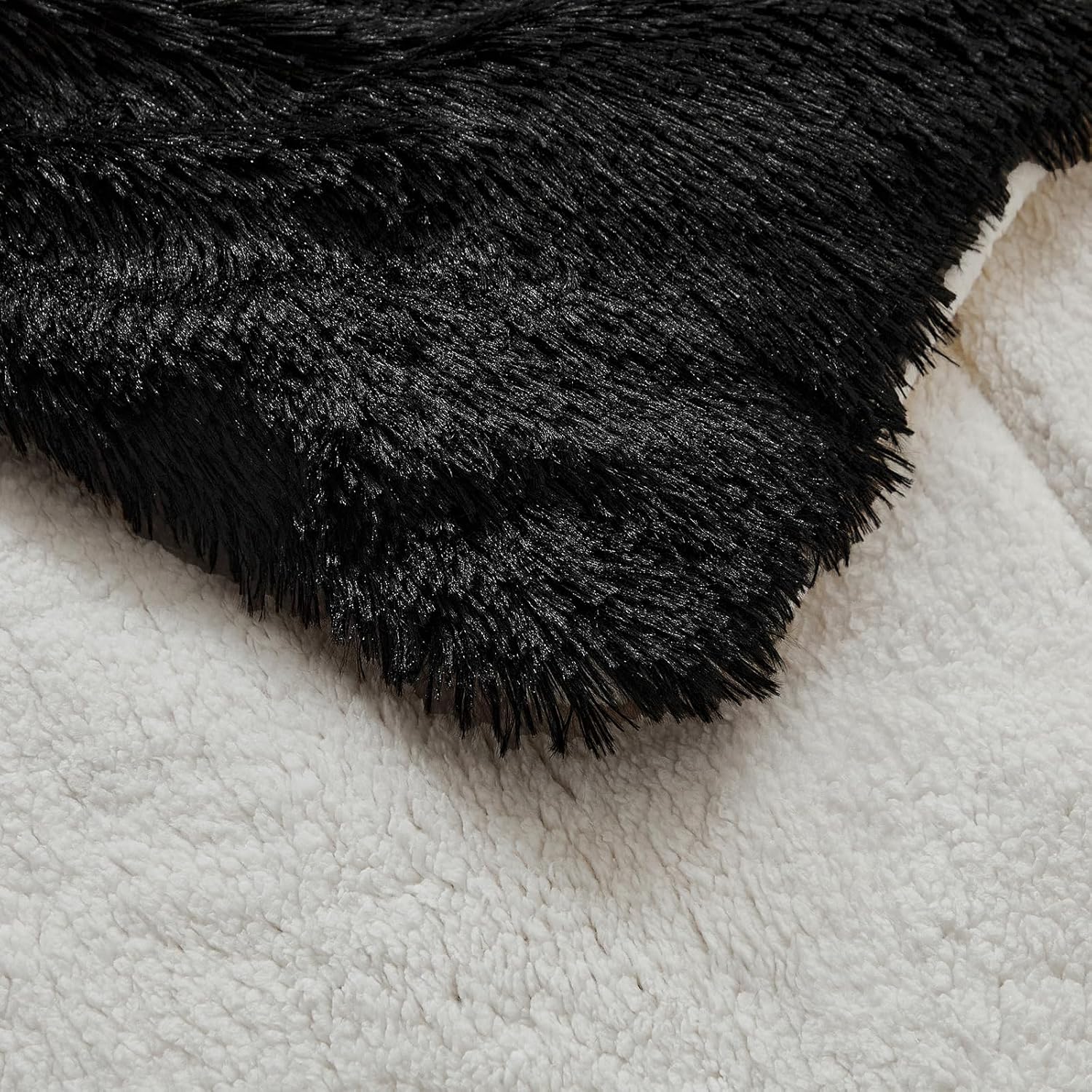UOZZI BEDDING Black Faux Fur Comforter Set Queen 3 Pieces - 1 Black Shaggy Comforter Set 90x90 and 2 Pillowcases, Ultra Soft and Easy Care Luxury Plush Shaggy Duvet Set