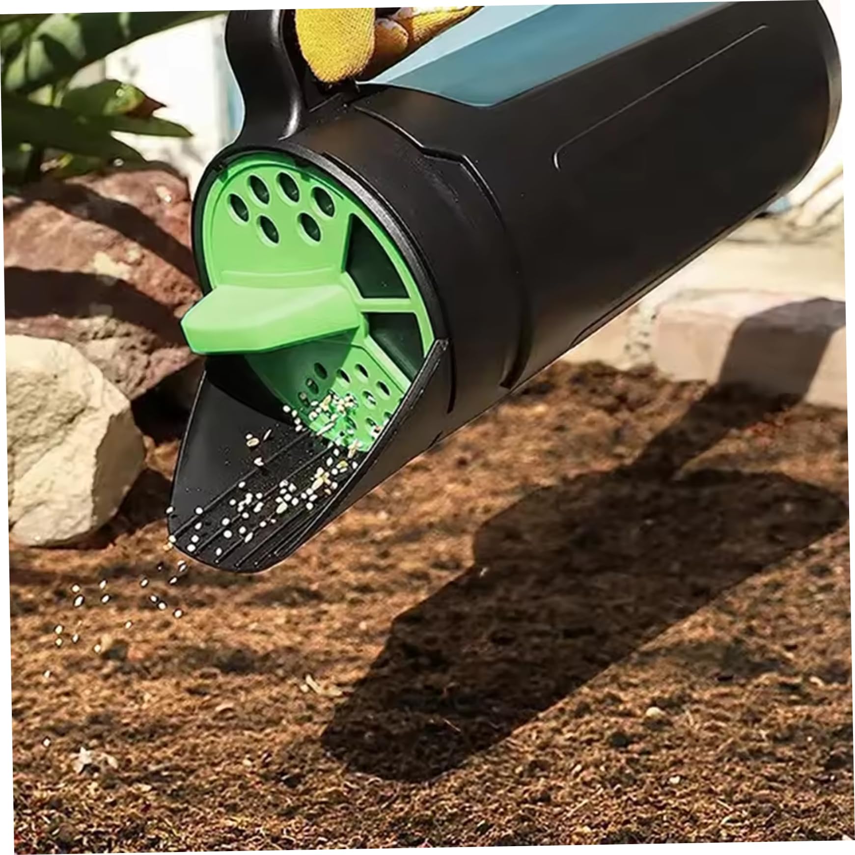 Spandiconcime, Spandiconcime Manuale per Prato e Giardino Spargisale Manuale da 2, 5 L per Sementi, Fertilizzante e Sale per Neve con Testa Regolabile
