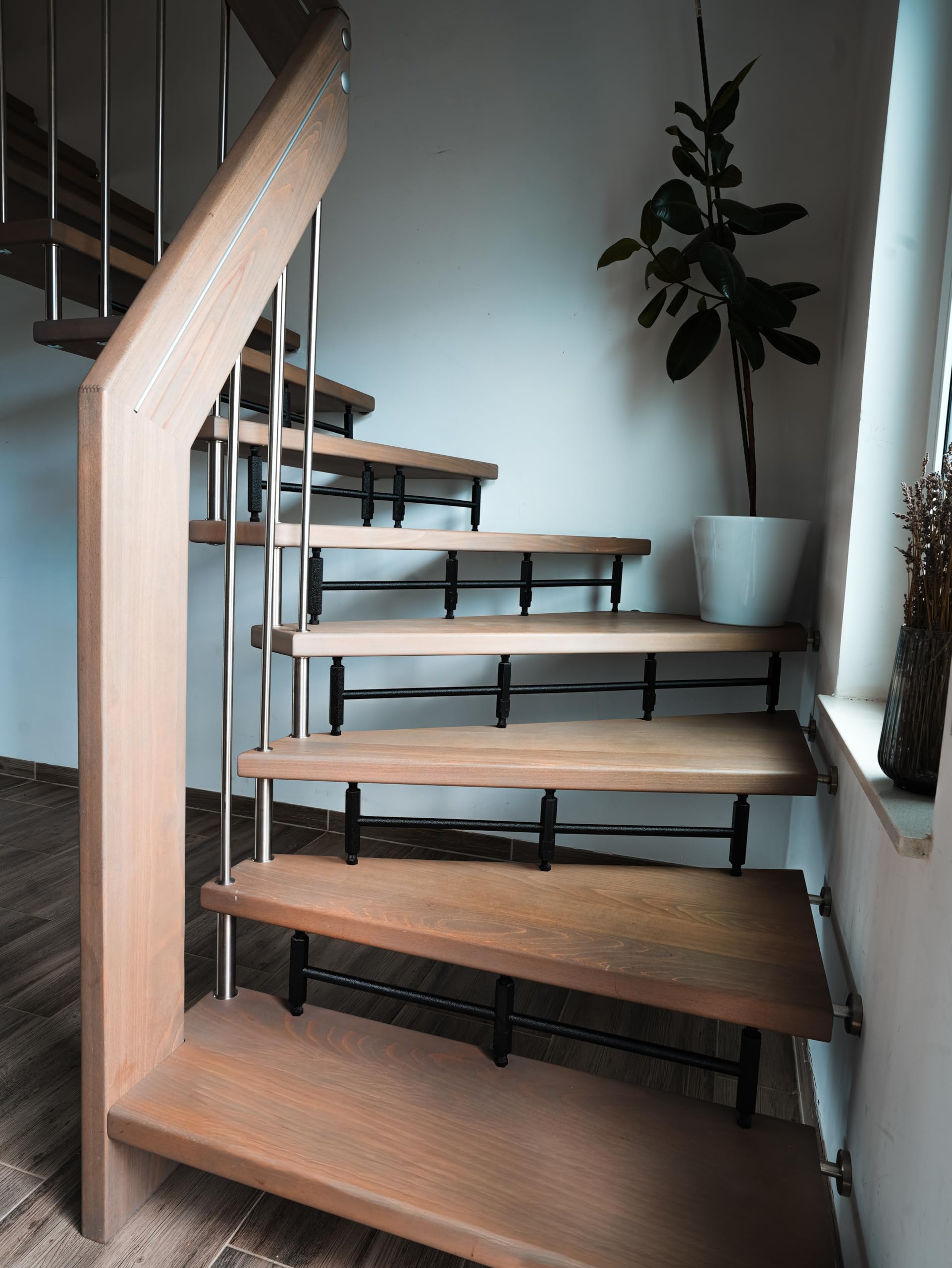 Treppenschutzgitter ohne Bohren, Kindersicherung & Haustierschutz für offene Treppenstufen, Schwarz (3, M 80 cm)