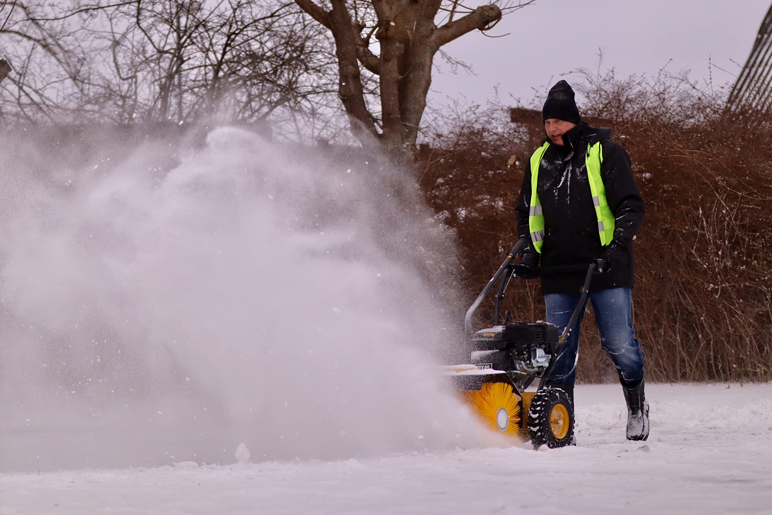TEXAS Handy Sweep 690TG 3in1 212ccm Kehrmaschine Benzin mit Schneeschild Schneeschieber Laubsammler Fangkorb Schneefräse Schneeräumer mit Antrieb Radantrieb | 60cm | 5,4PS | 4Takt | 3xVor.1xRück.