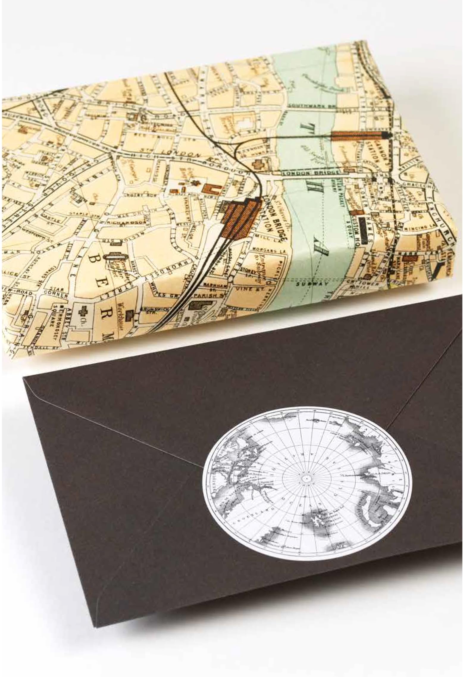 Historical Maps: Label & Sticker Book