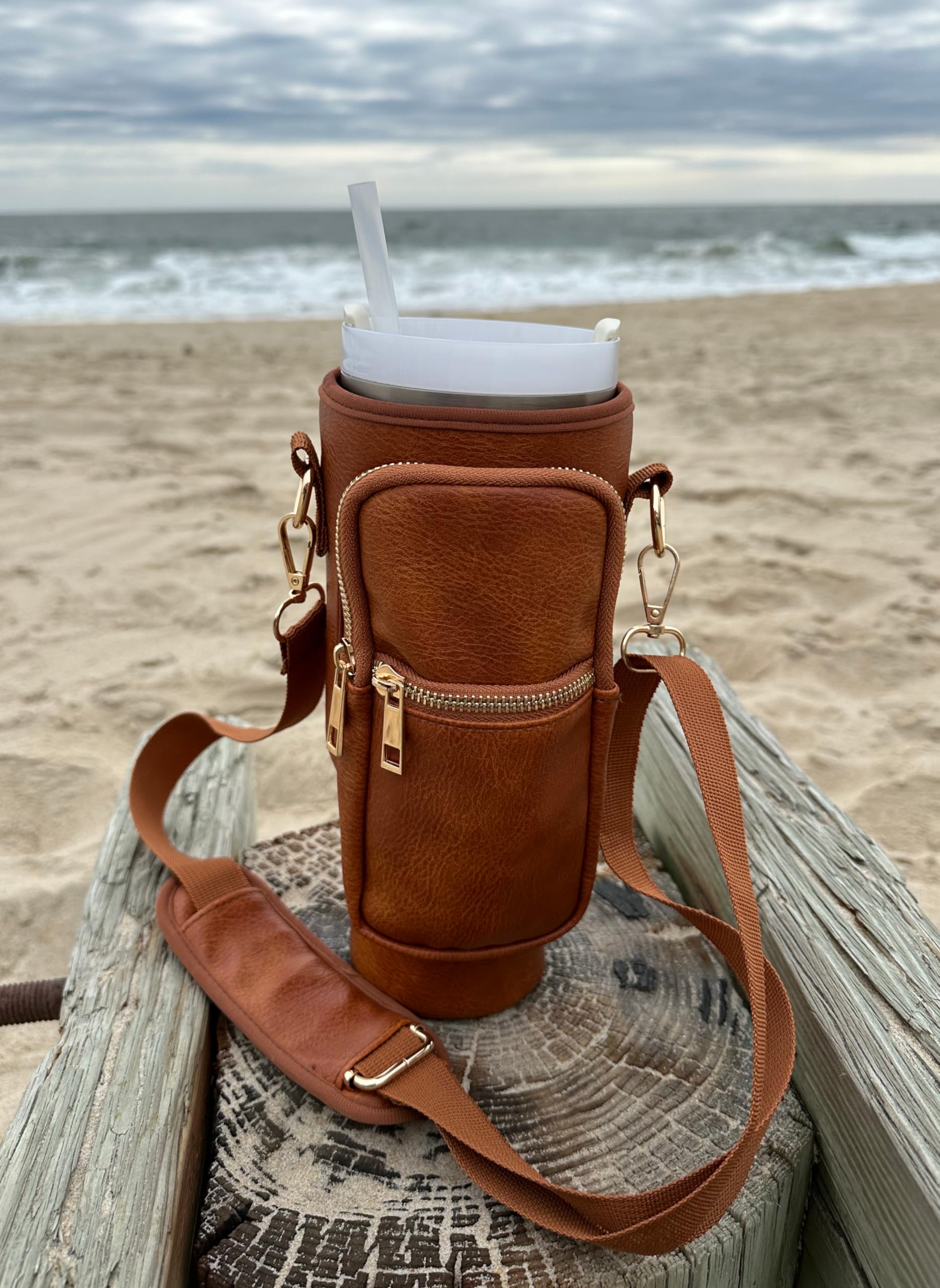 Resin & Reed Bolsa de transporte para botellas de agua con cartera para teléfono, compatible con Stanley de 40 onzas y otros vasos