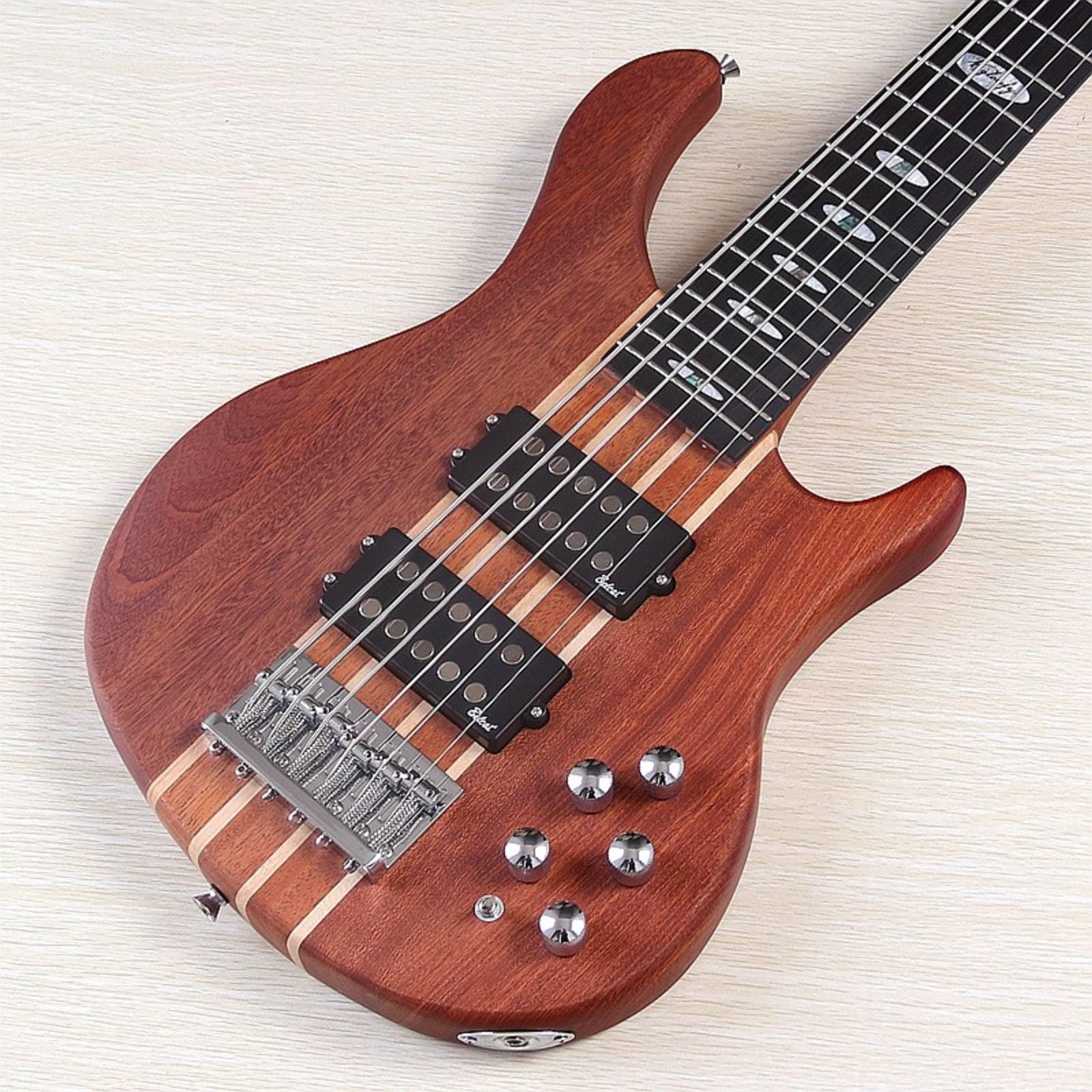 Basso Elettrico Sei Corde Basso Chitarra Strumento Strumenti con Struttura Unipezzo in Legno Tastiera Scura con Tasti Due Pickup E Ponte Cromato Adatto per Prove Registrazione in Studio Palco
