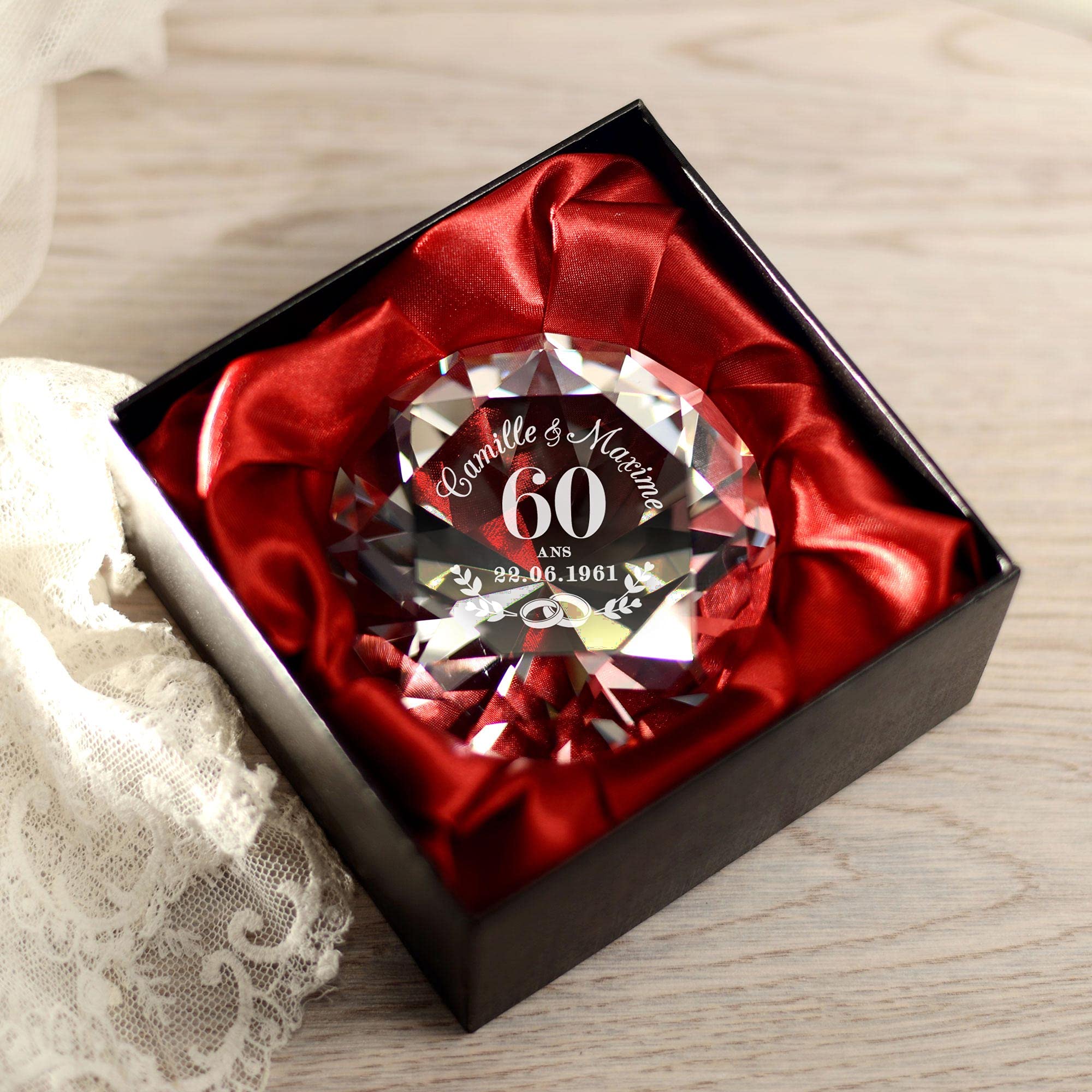 Casa Vivente Presse-Papier en Verre, Cristal en Forme de Diamant avec Gravure Personnalisée pour Les Noces de Diamant et Écrin, Idée Cadeau pour Le 60e Anniversaire de Mariage, Accessoires Décoratifs