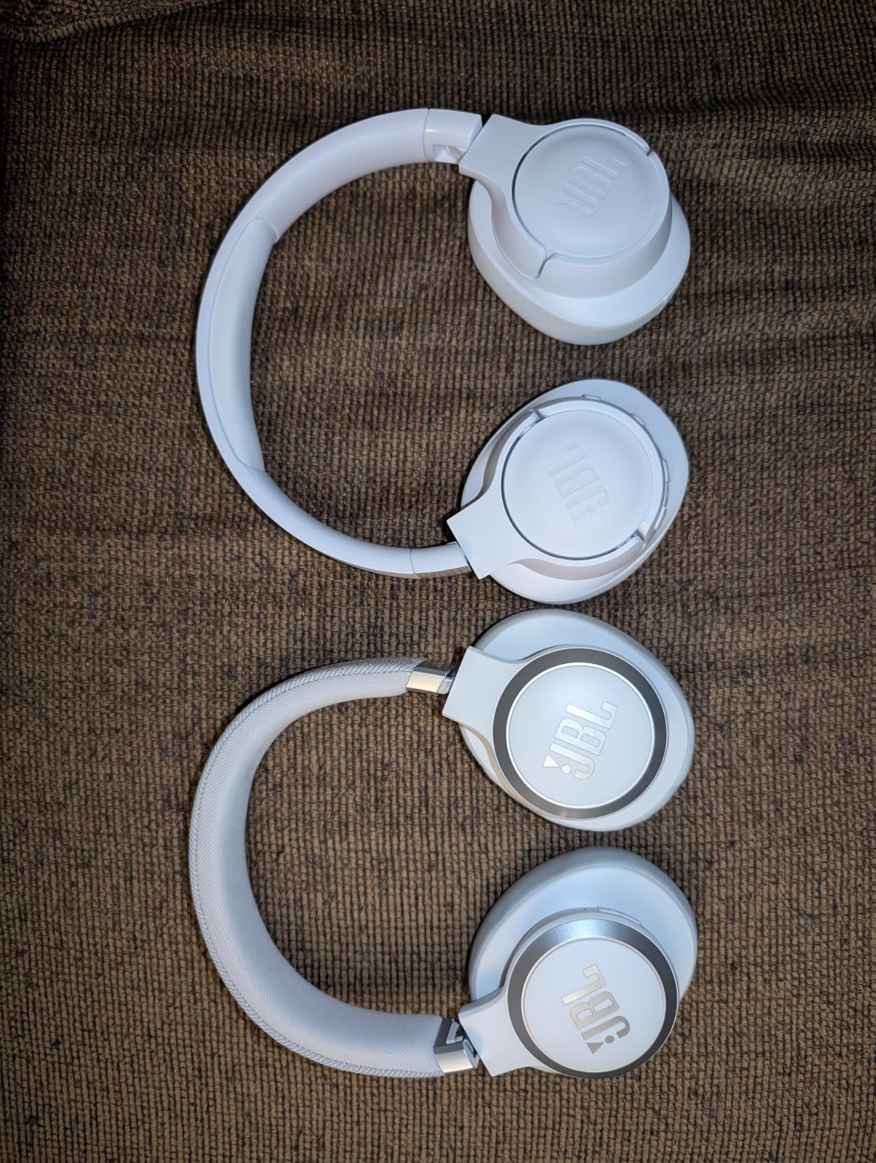 I tested out the Tune 770NC and Live 770NC so you don't have to!