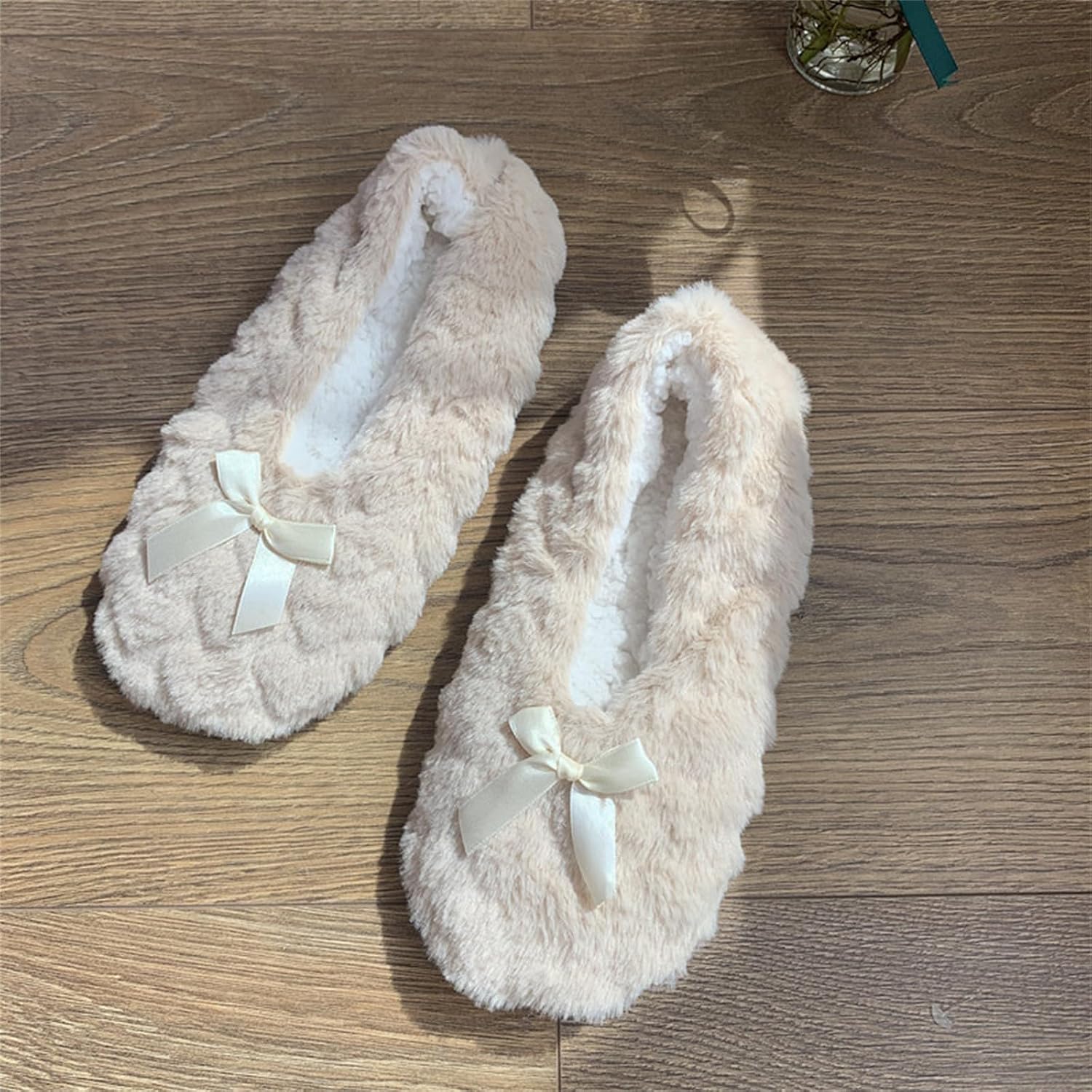 Adult Soft Warm Fuzzy Slippers Bottom Fleece Lined Shoes Indoor Home House Floor Slipper Socks with Grippers