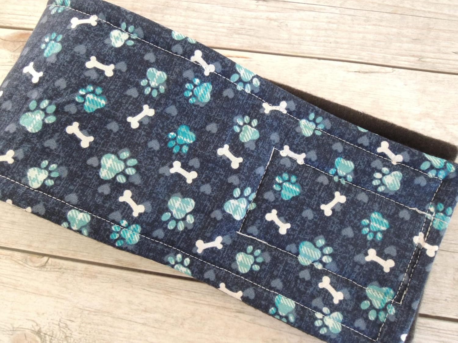 Dog Diaper Belly Band Set, 1 Belly Band and 2 Washable Soaker Pads (XXSmall fits Waist 7.5-10")