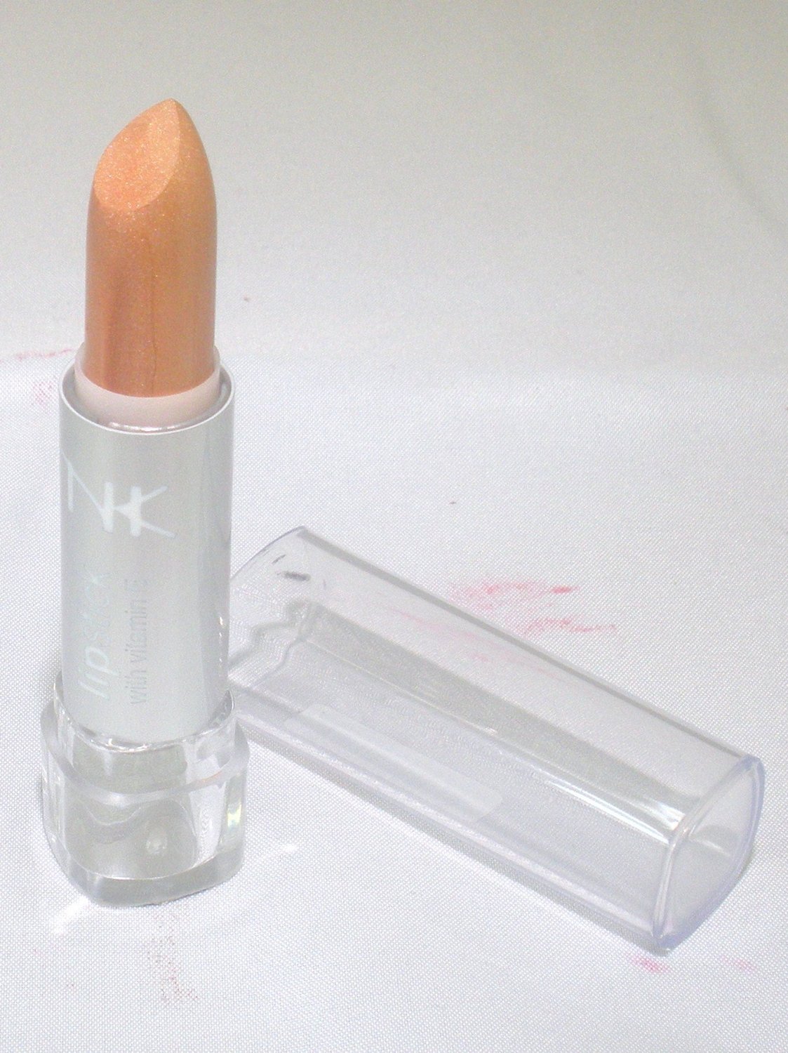 Amazon.com : NICKA K LIPSTICK WITH VITAMIN E HONEY BUFF #403