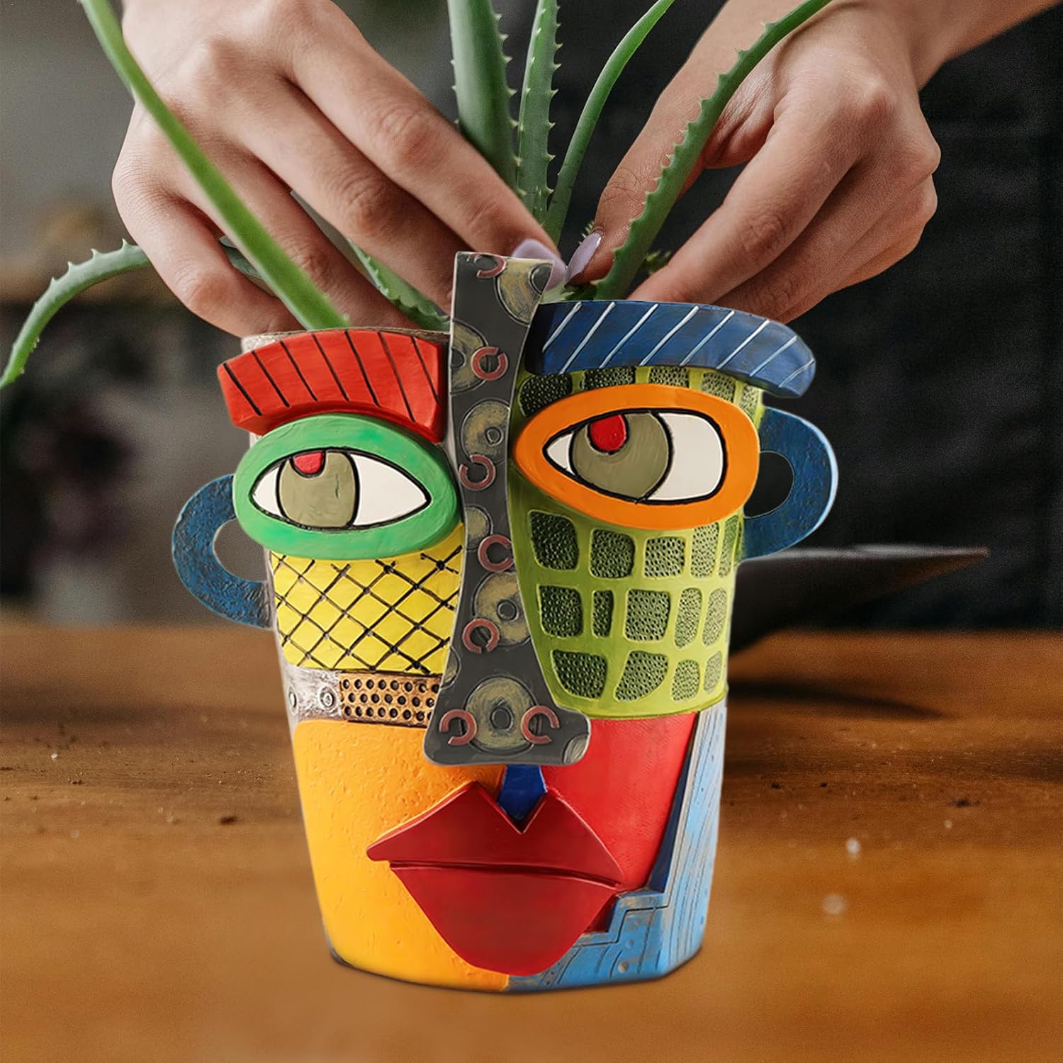 Midogaigai Abstract Face Planters Pots Head,Unique Head Planter for Indoor Plants,Funny Face Flower Pot,Colorful Plant Pots for Outdoor Garden Decor and Home Art Decoration(Modern)