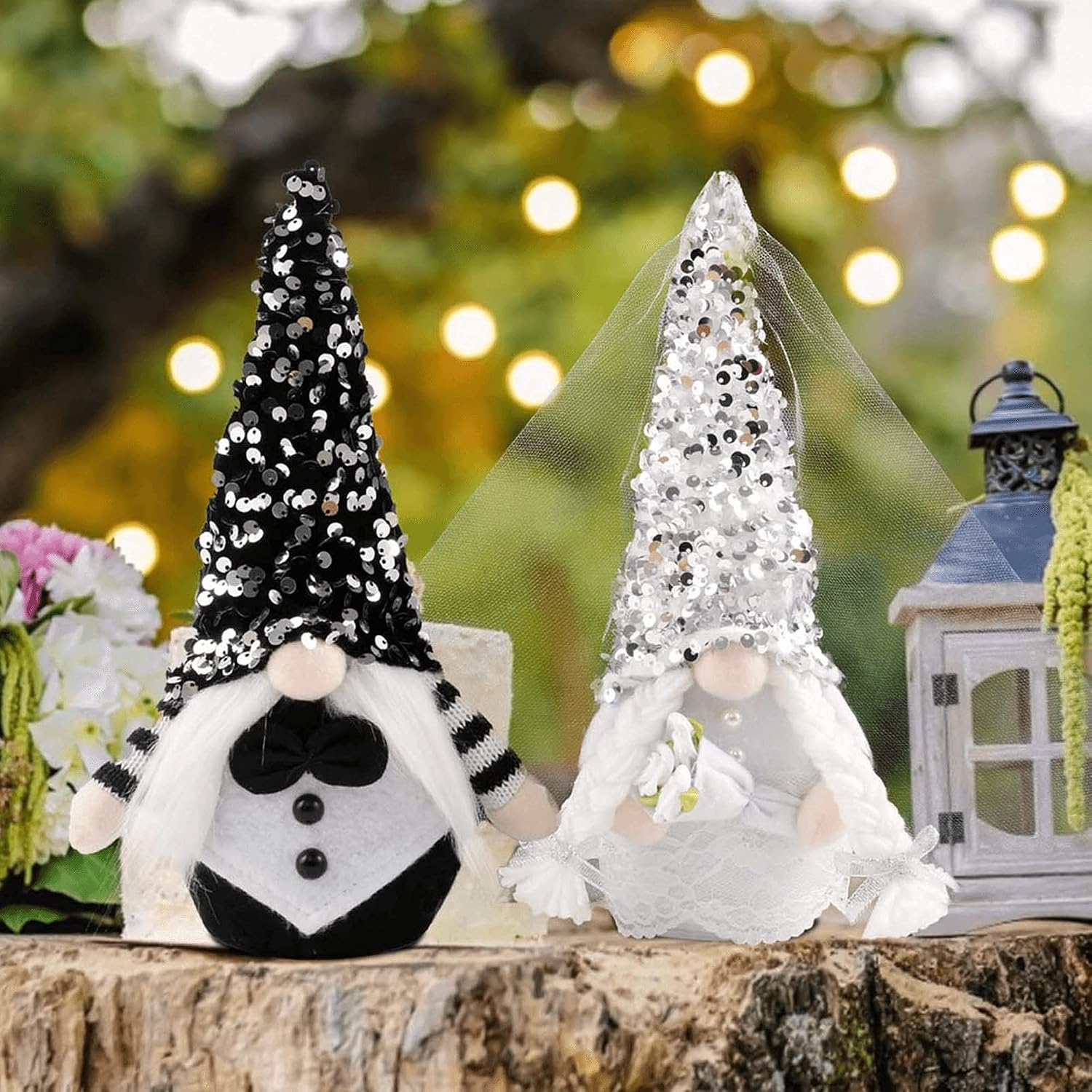 Wedding Dress Bride and Groom Gnomes Plush Decor, Romantic Handmade Scandinavian Tomte Dolls Holding Flowers, Wedding Bride to be Decorations Gifts, Anniversary Presents, Valentine's Day, Set of 2
