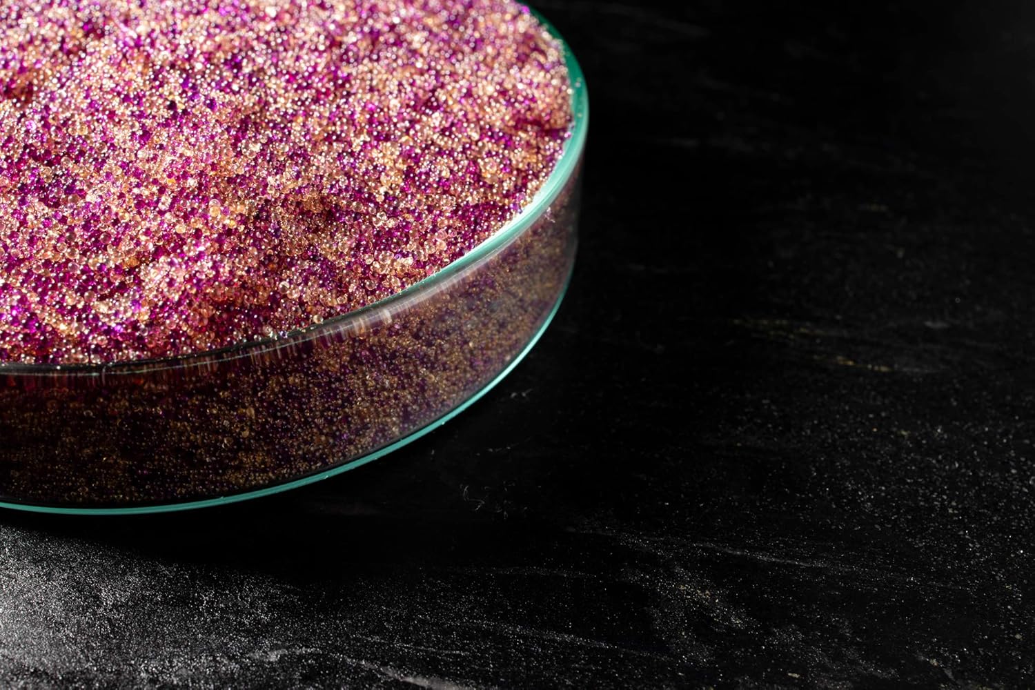 Kolar Labs - DI Color Changing Deionization Resin – for Fish Tanks, Ponds & Aquariums, Reef Aquarium Grade (3.4kilo, 7.5lbs)