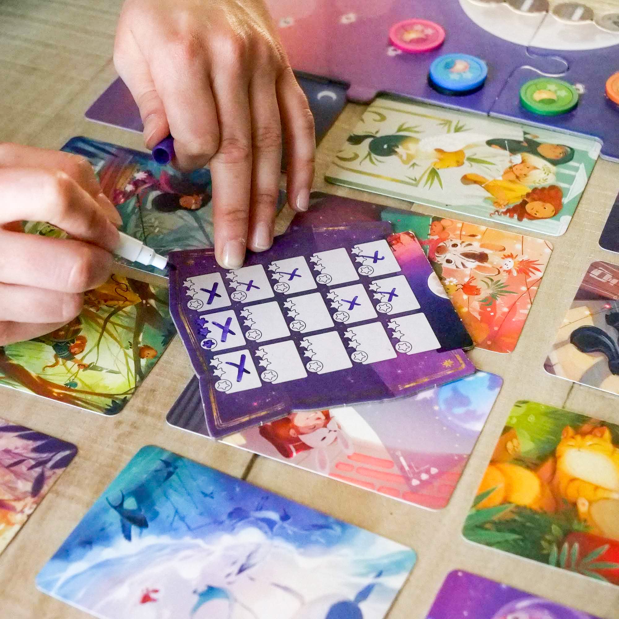 Asmodee - Étoile : Dixit Univers, Jeu de Table d'Imagination et Fantaisie, 3-6 Joueurs, 8+ Ans, Edition en Italien