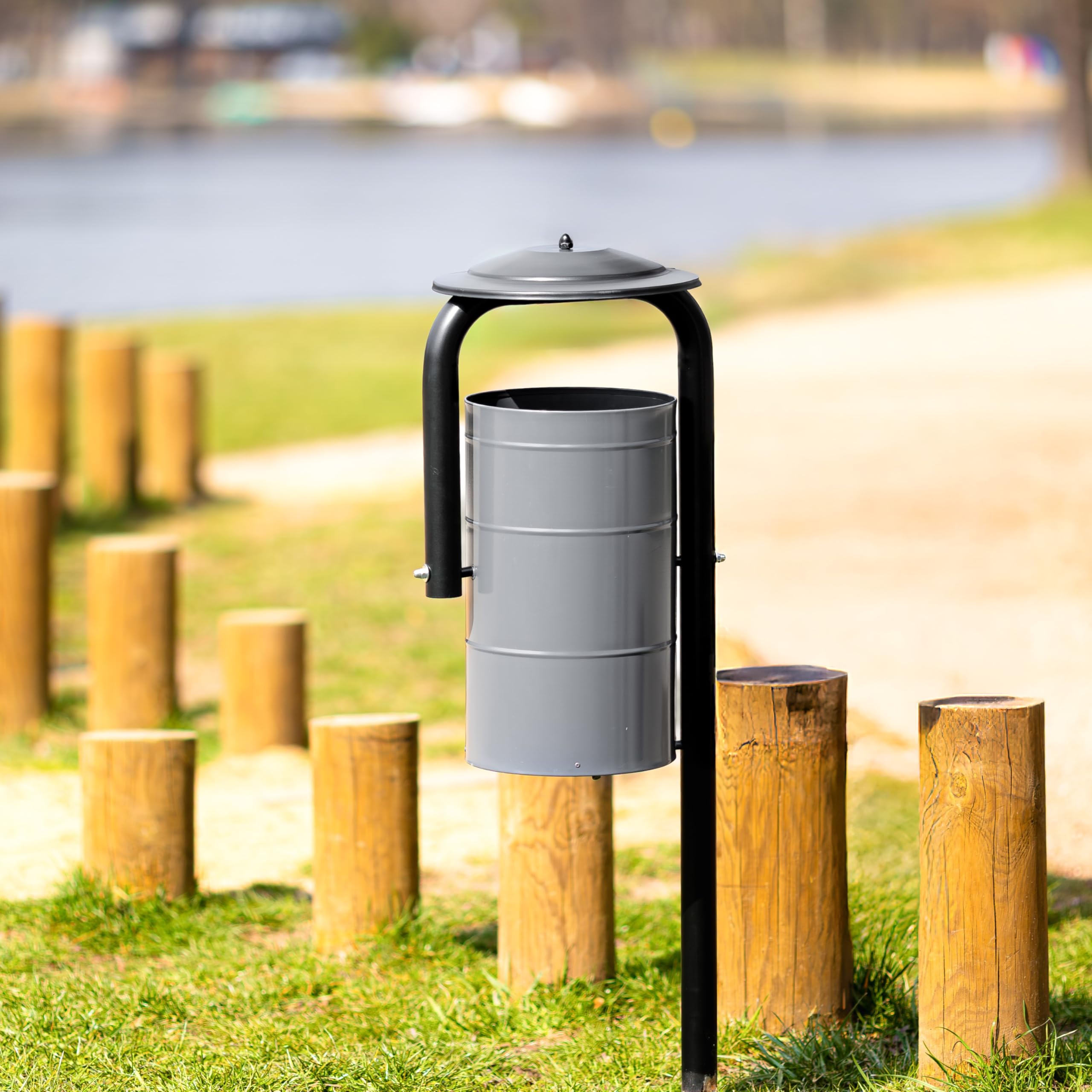 REKORD Robuster Abfallbehälter Grau 30L Mülltonne für Park Garten Stadt Outdoor Wetterfest Metall Modernes Design mit Regenschutz