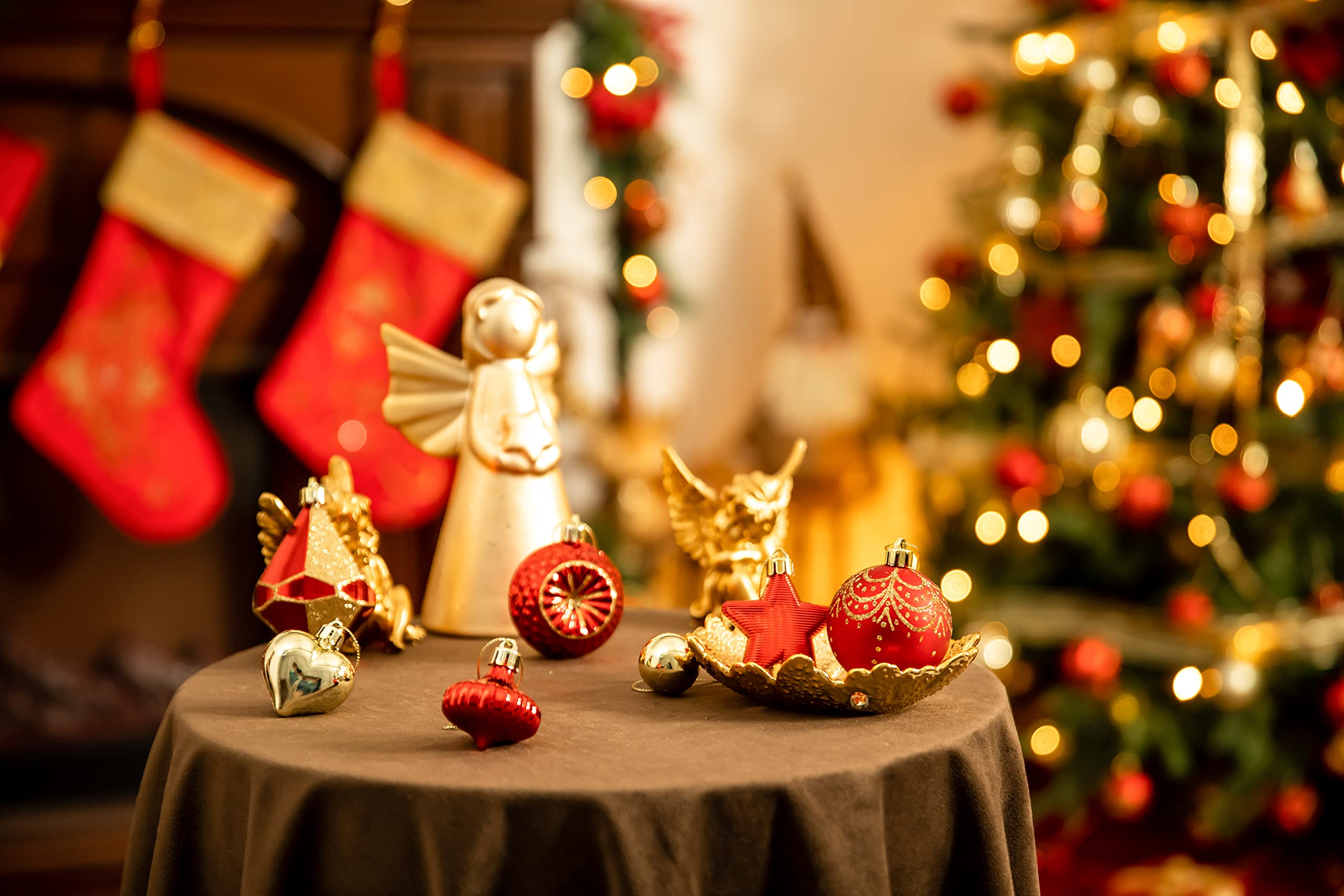 Valery Madelyn Ornaments for Christmas Trees, 70ct Red and Gold Shatterproof Christmas Tree Decorations, Luxury Hanging Ball Ornaments Bulk for Xmas Holiday Decor