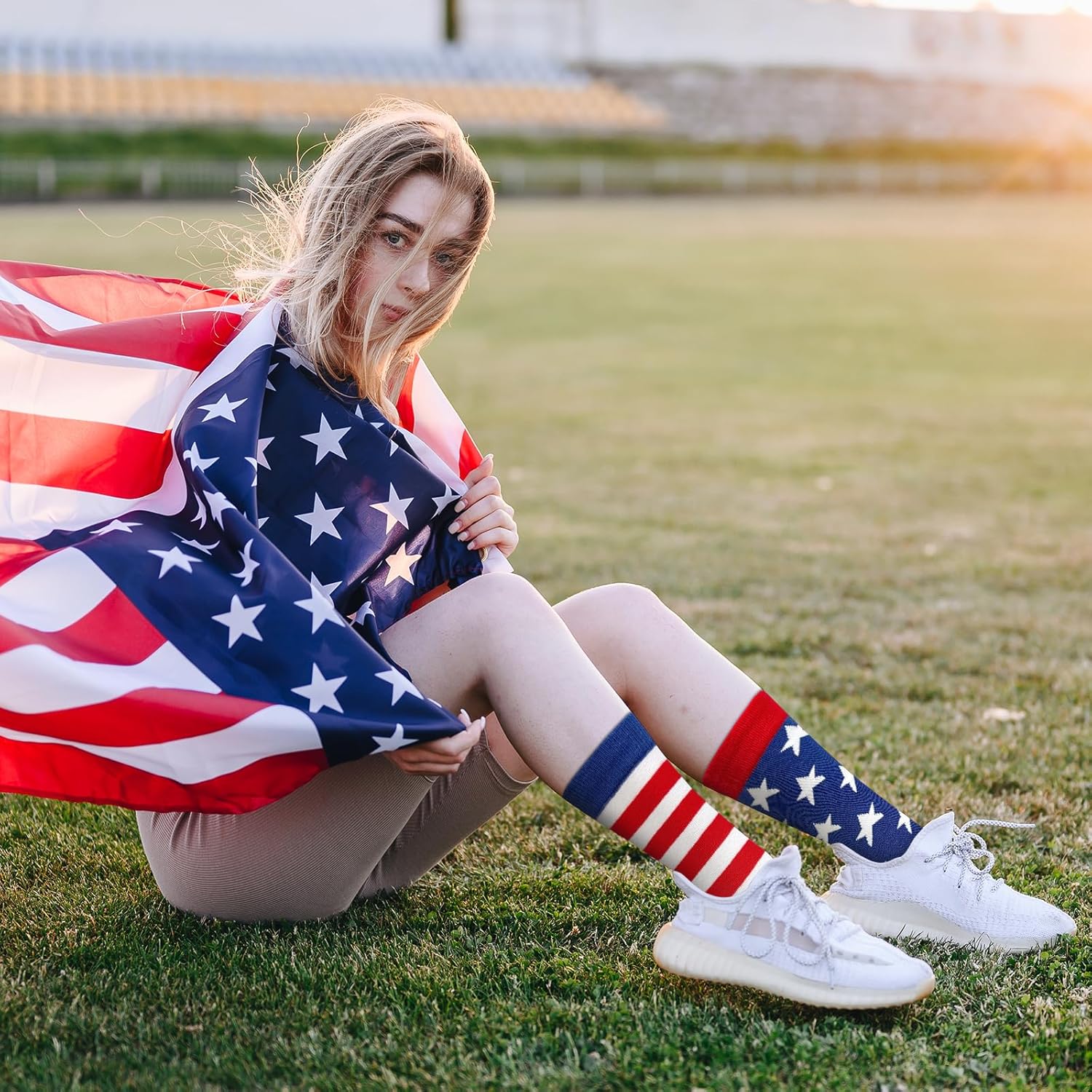 QLINLEAF 2 Pack American Flag Socks for Men Women Patriotic USA Stars Stripes Novelty Sock Patriotic 4th July Day Gifts - Image 6