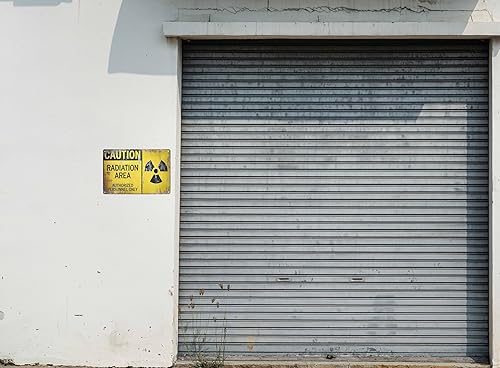 Miniatura 4 de Letrero de metal vintage clásico con peligro de radiación de 8 x 12 pulgadas, placa para colgar en la pared de hierro, retro, para cocina, garaje,