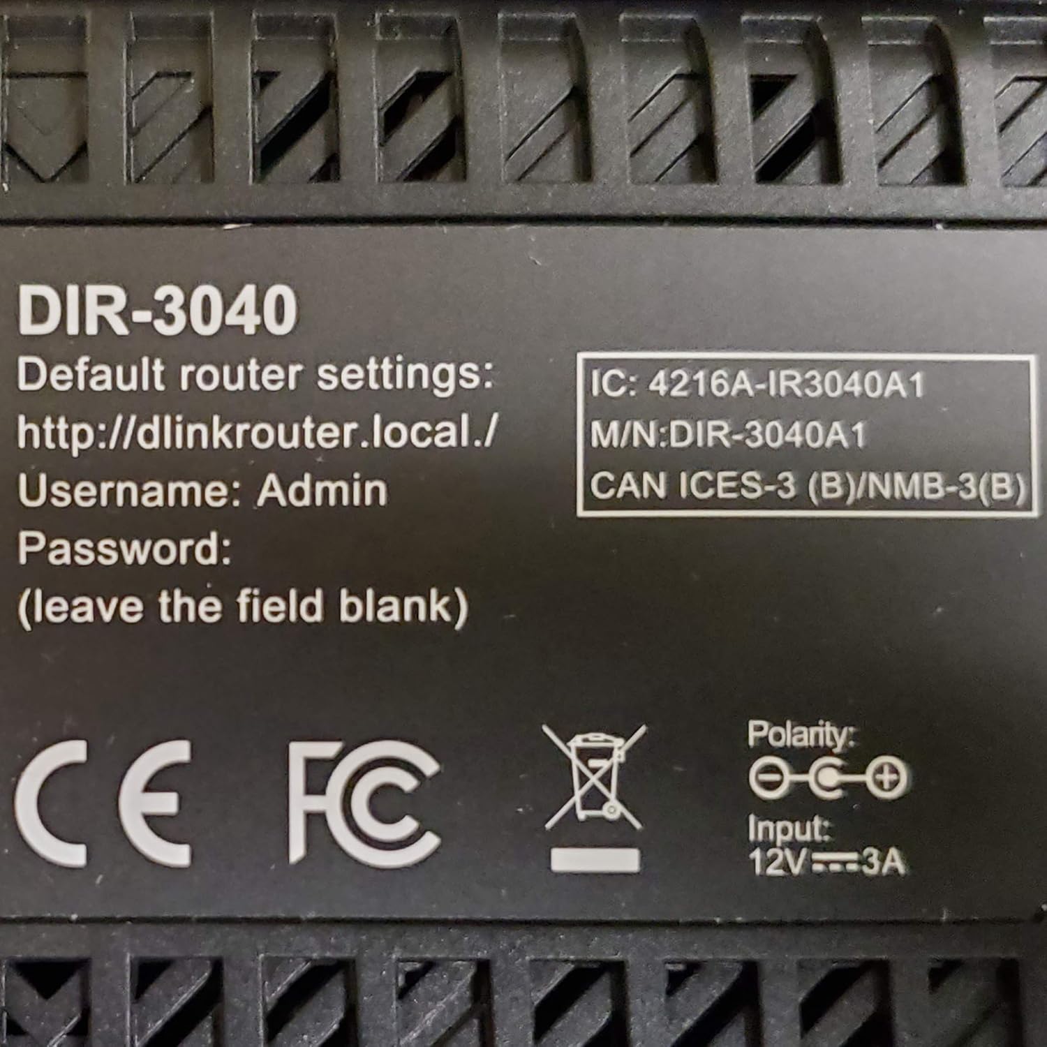 D-Link DIR-3040 Router bottom label with default settings