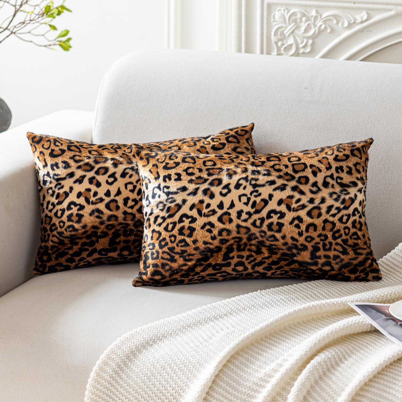 CARRIE HOME Soft Plush Leopard Print Faux Fur Lumbar Pillow Covers for Home Couch Sofa (Set of 2, 12x20 inch)