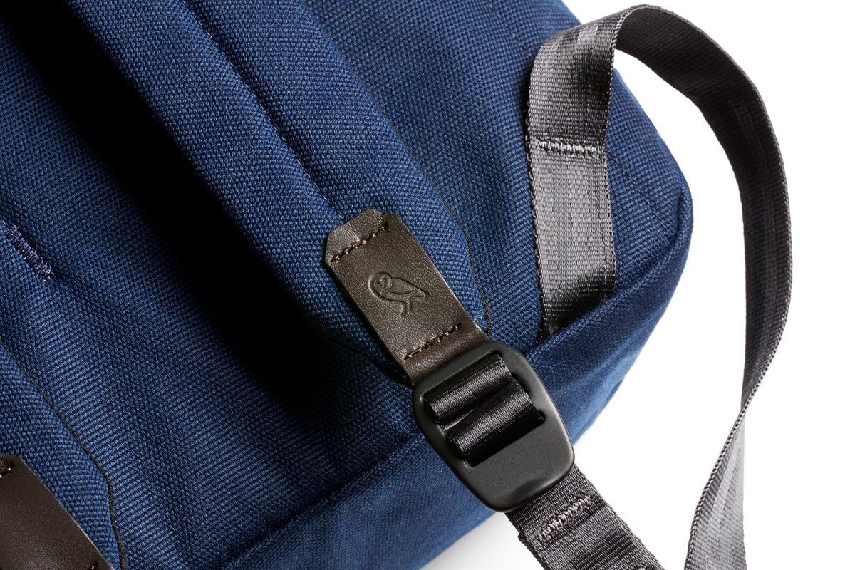 Amazon.com: Bellroy Slim Backpack (Compact Daypack, Holds Laptops Up to 15  Inches, Magnetic Strap Closure) - Navy : Electronics