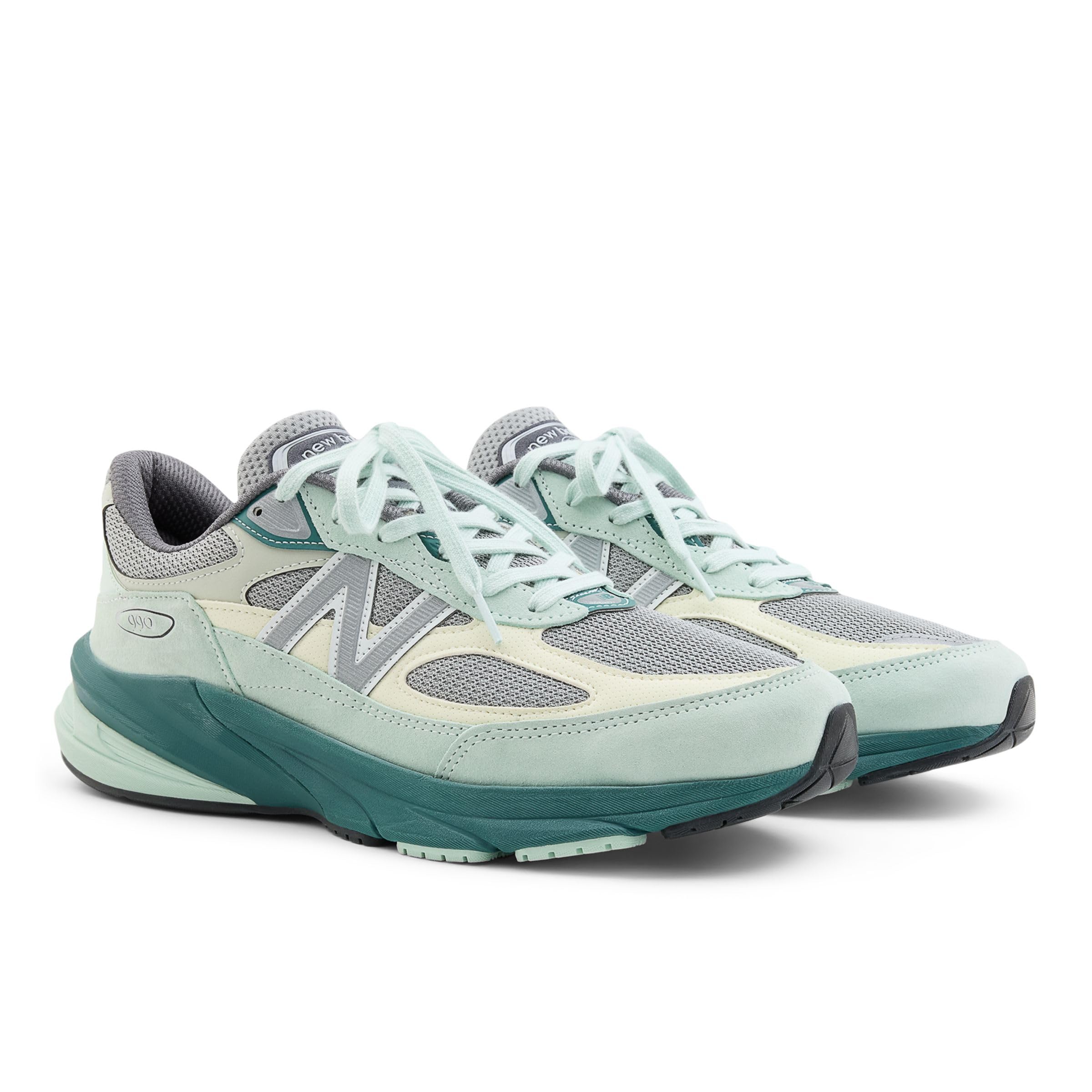 New Balance Unisex Made in Usa 990 V6Sneaker