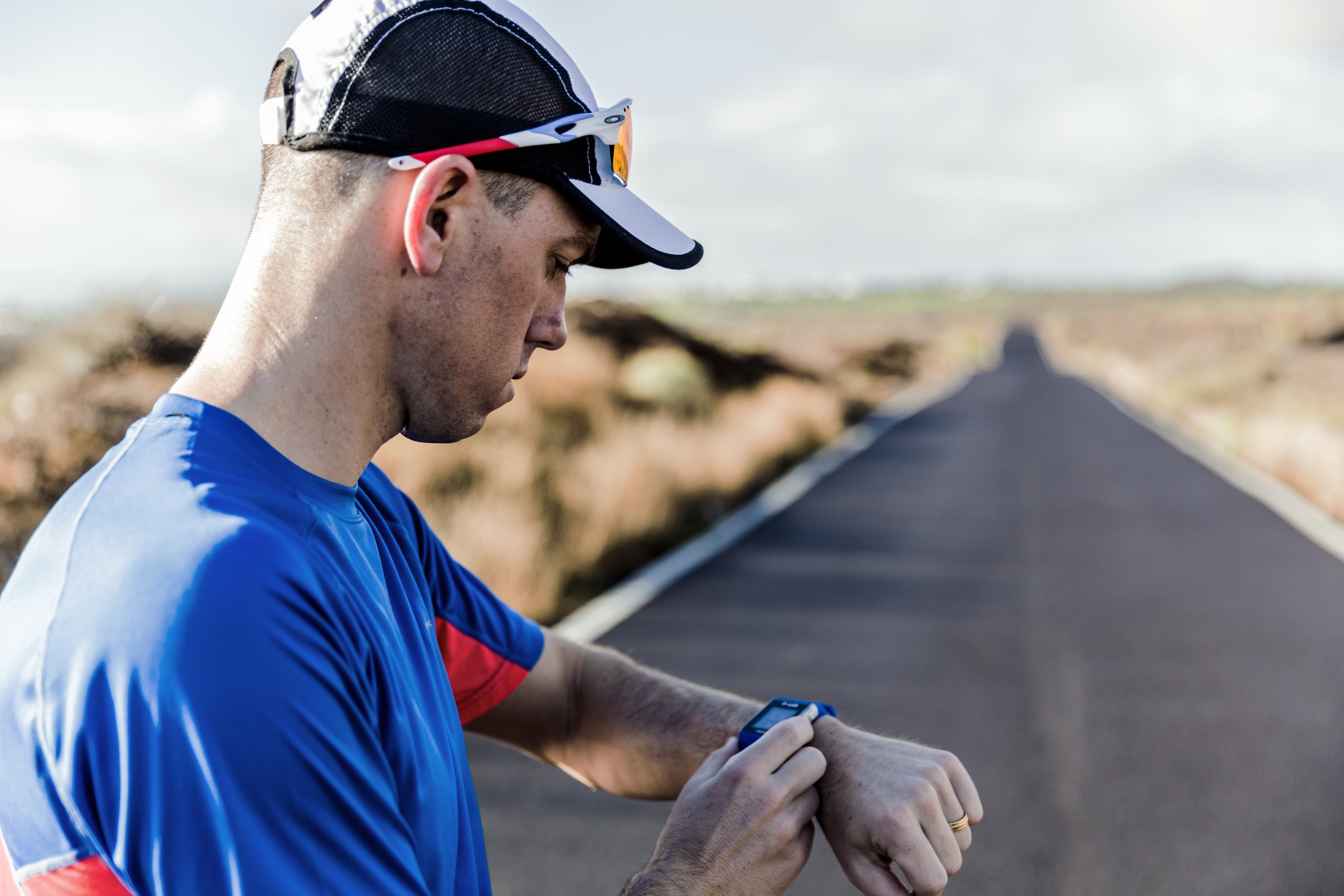 Polar V800 - Reloj deportivo con GPS y sensor de frecuencia cardíaca H7 HR Sensor