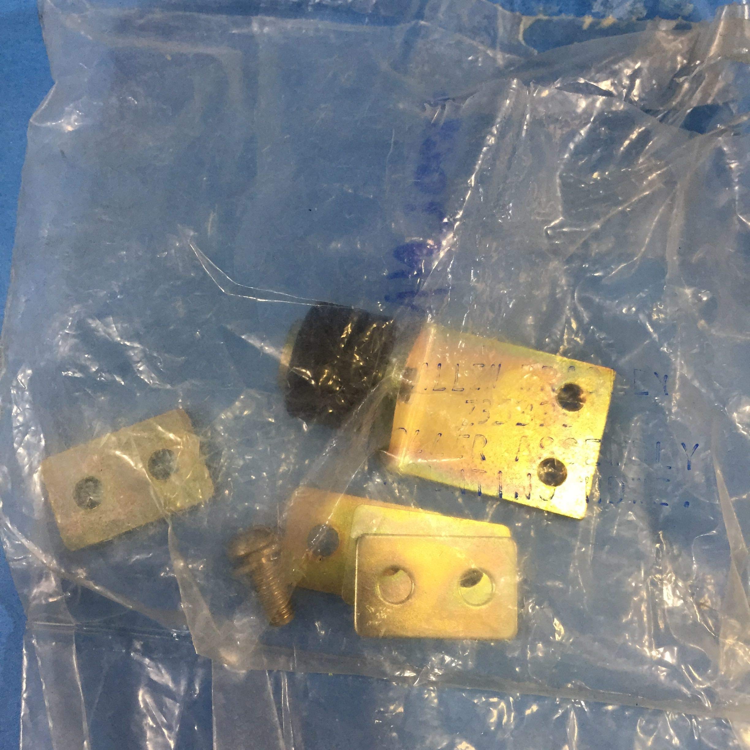 Allen Bradley Z-35339 Roller Assembly Mounting Hardware Z-35339