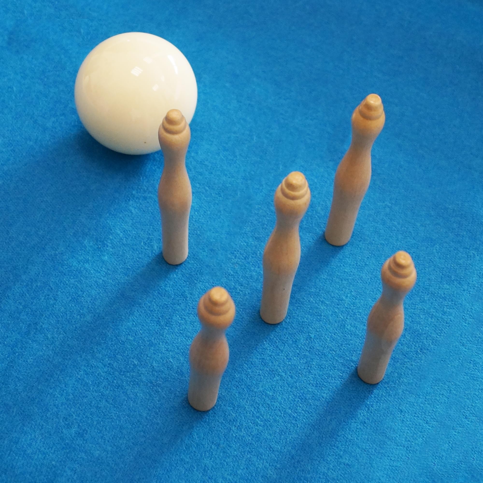 Winsport Billard-Kegeln, Holzkegel für 5-Kegelbillard, Birilli, Turniergröße 105 mm, Ahornholz, auch für Stellungspiel Pool- und Karambolage Carom Billard, Set 5 St.