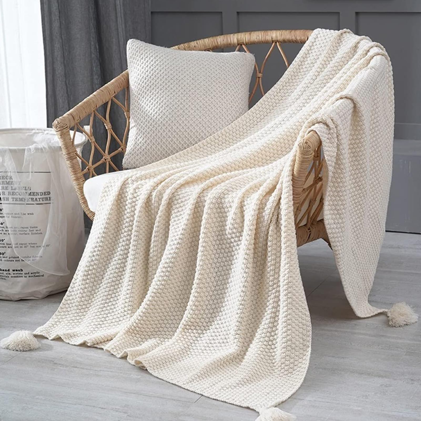 VAODO Knitted Tassel Throw Blanket, 110 * 150cm, Summer Air Conditioning Nap Blanket for Sofa, Camping, Homestay, Travel - Beige