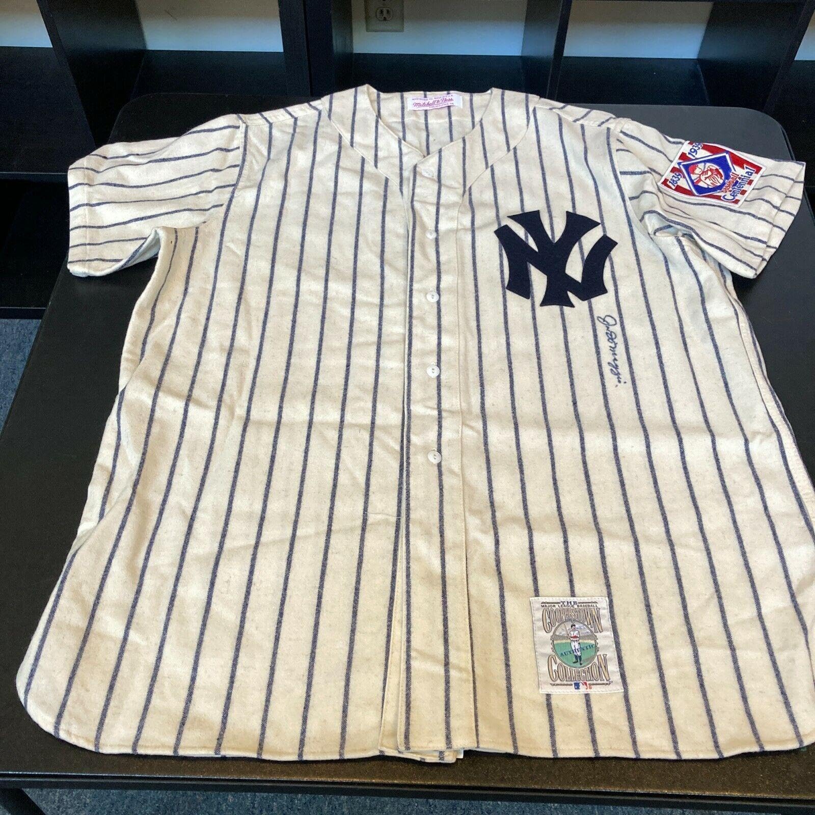 Amazon.com: Joe Dimaggio Signed Authentic 1939 New York Yankees