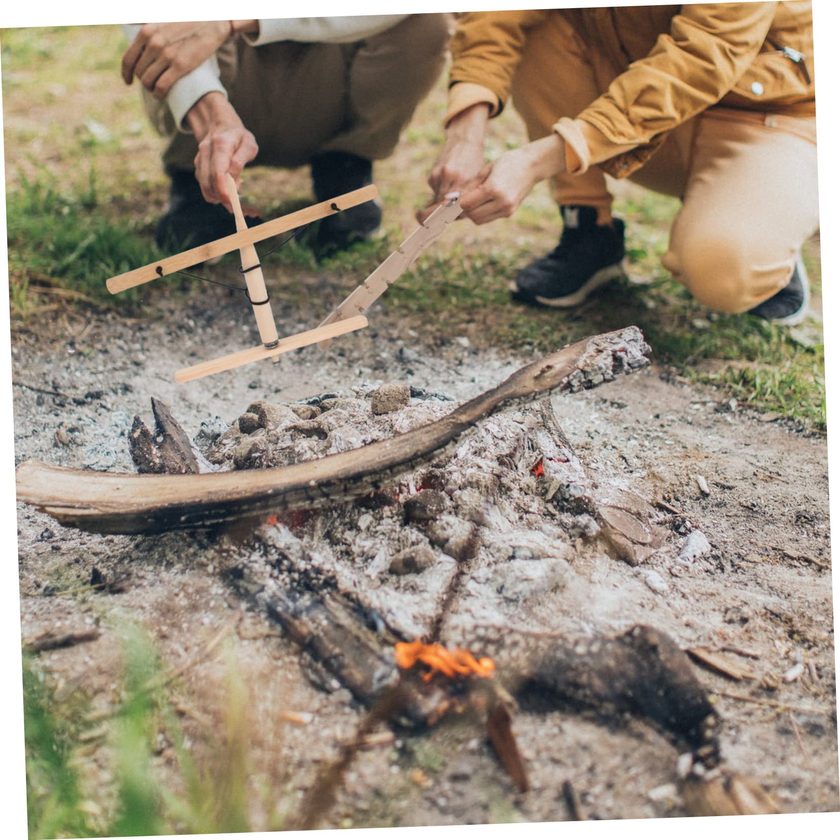 HOLIDYOYO Portable Fire Outdoor Friction Drill Tool for Training Compact Wood Material for Parent Activities Easy to Use