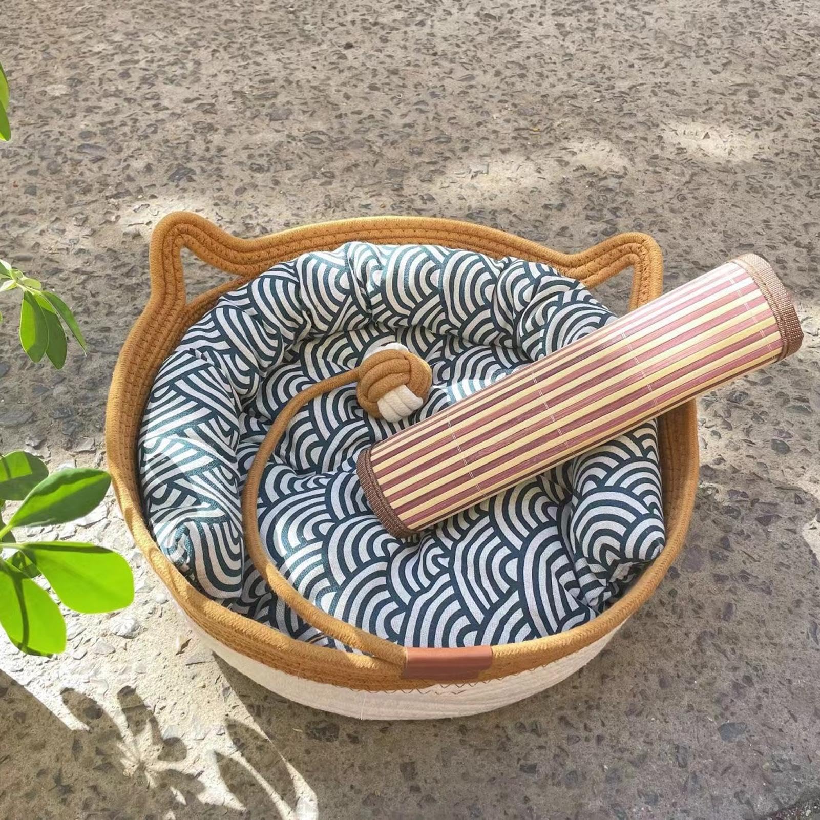 Lit pour Chat en Corde de Coton, Nid de Panier Rafraîchissant | Tapis d'Intérieur en Forme de Chaton Respirable pour Chiot avec Queue de Jouet pour Dormir en Été