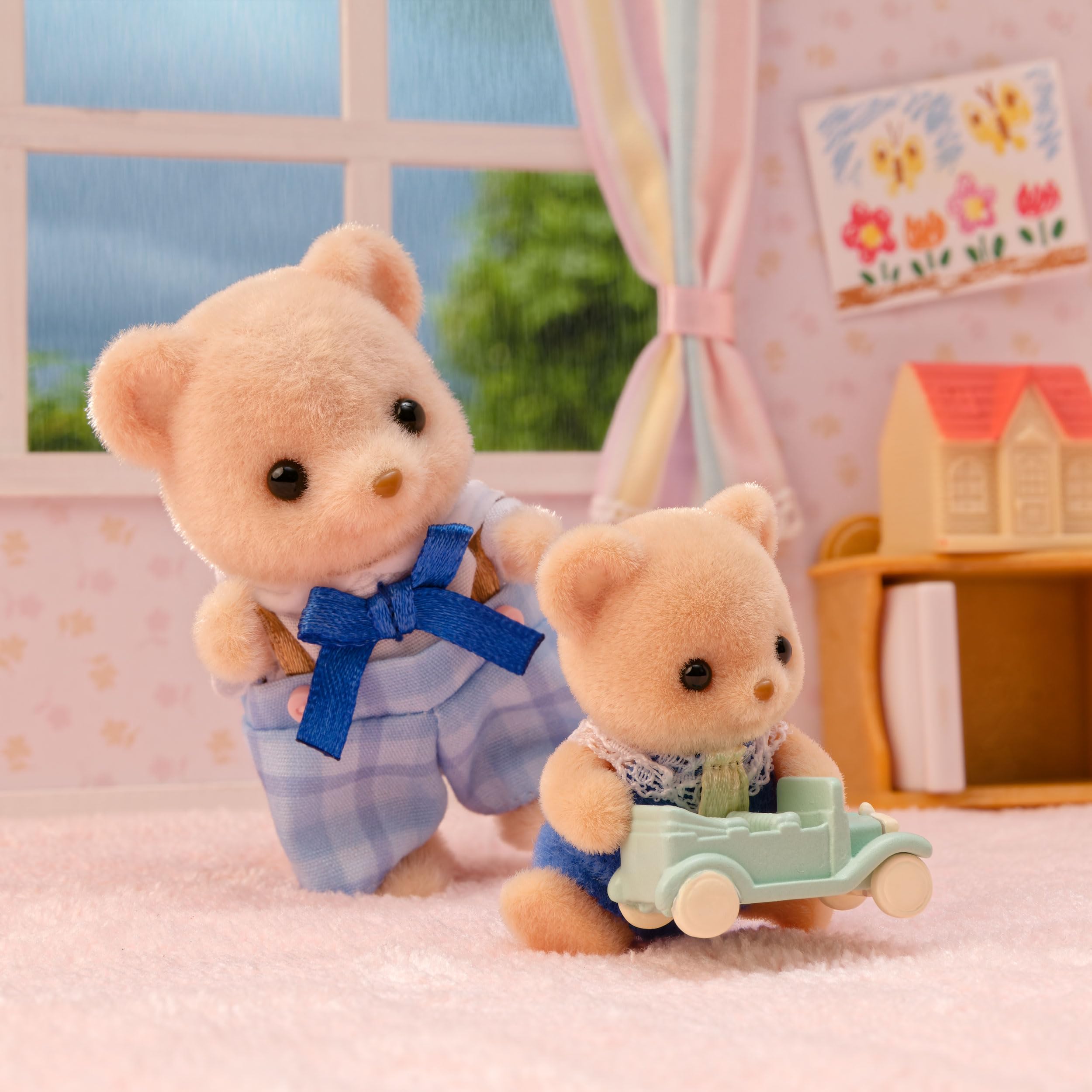 Sylvanian Families - The Biscuit Bear Family - Set 3 Articulated Figures - Immerse yourself in the world of the Sylvanian Family - Miniature Animal Figurines - Toy for Children aged 3+ |5851 - 5