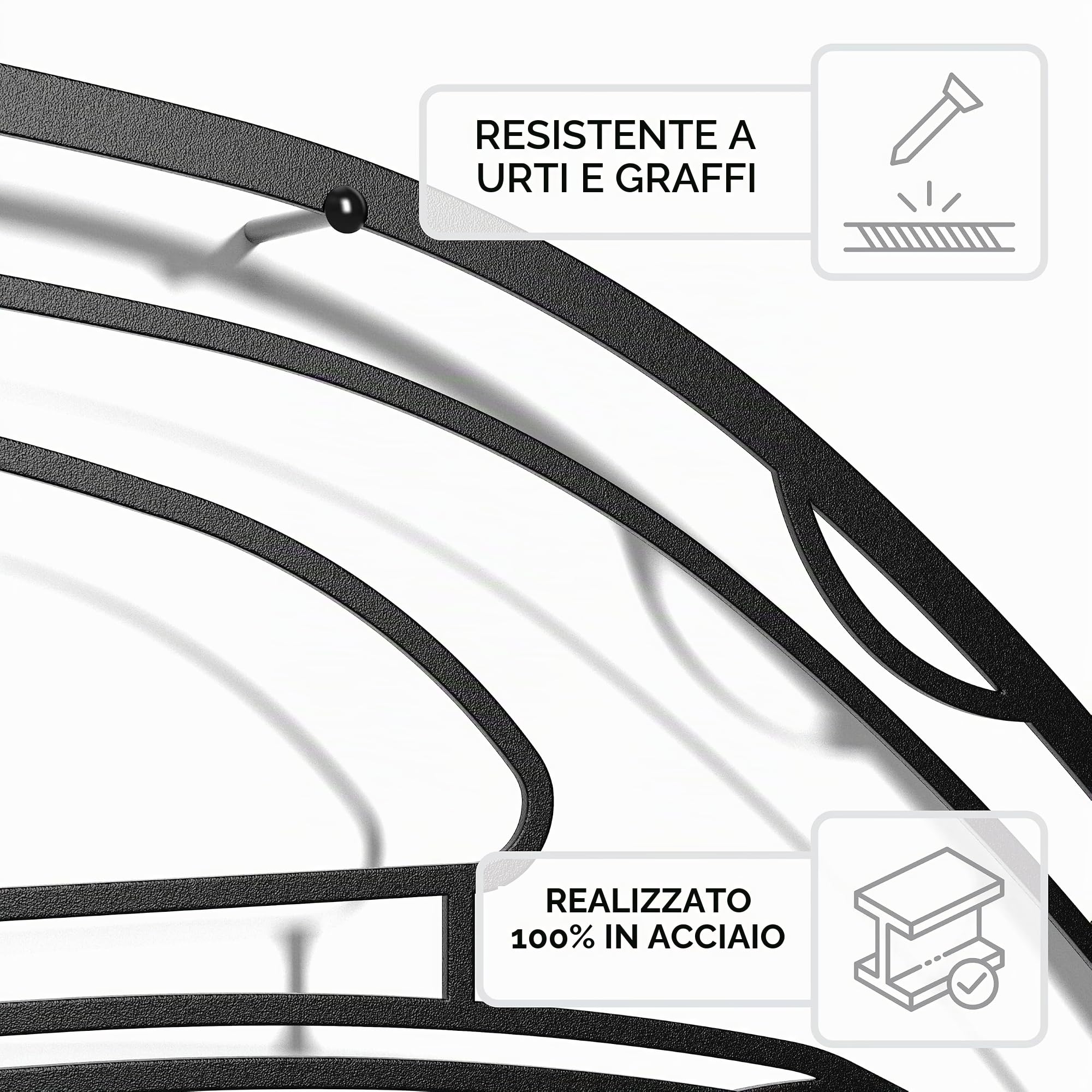 Auto d'epoca. Scultura murale. Ventesimo secolo, Stile retrò, Decorazione classica, Arte in metallo, Ornamento murale, Scultura metallica, Decorazione retrò, Modello classico, Elemento decorativo