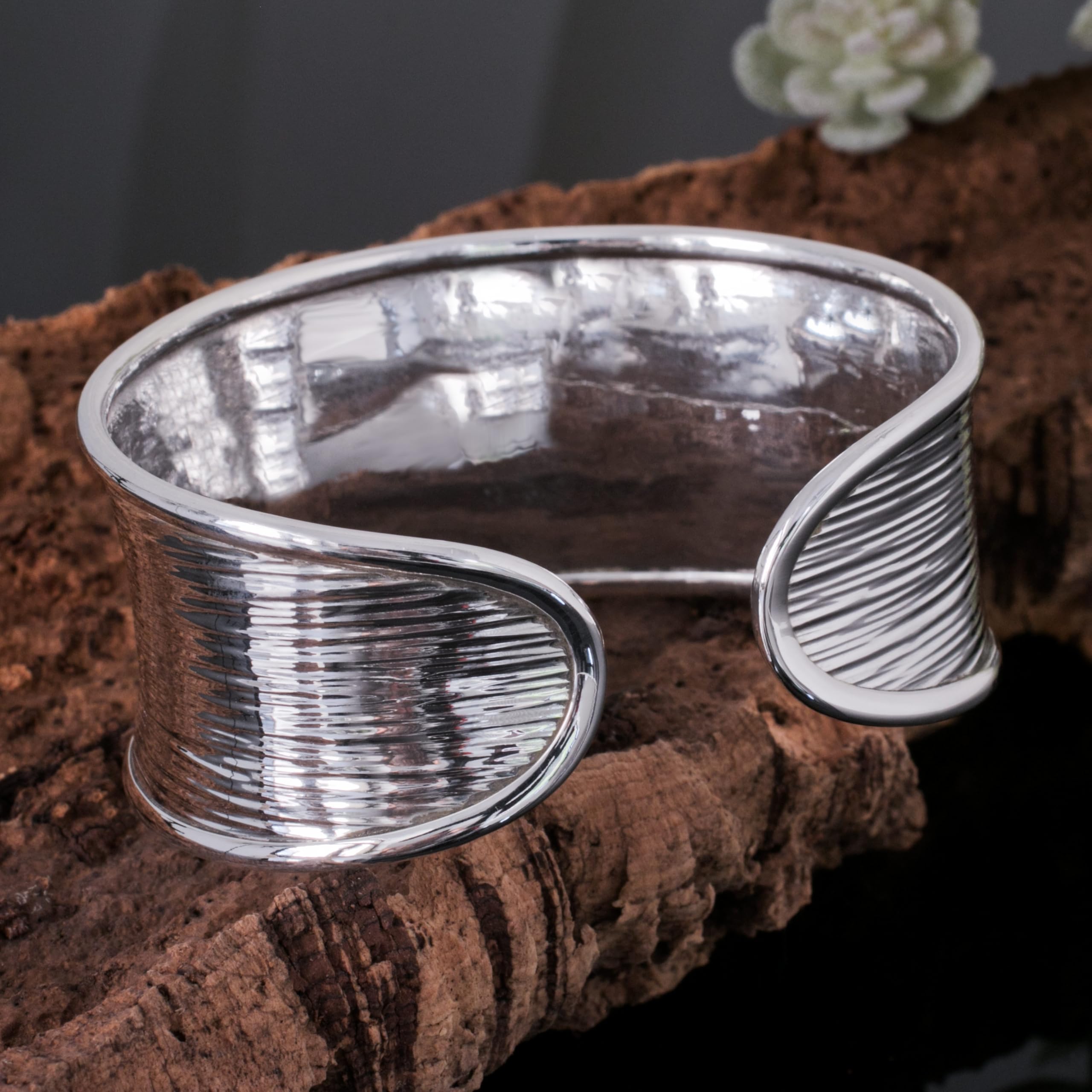 Fly Style Armreif aus 925 Sterling Silber - - Elegant Armband - Silber Schmuck - Minimalistisch und Modern Damen Armspange